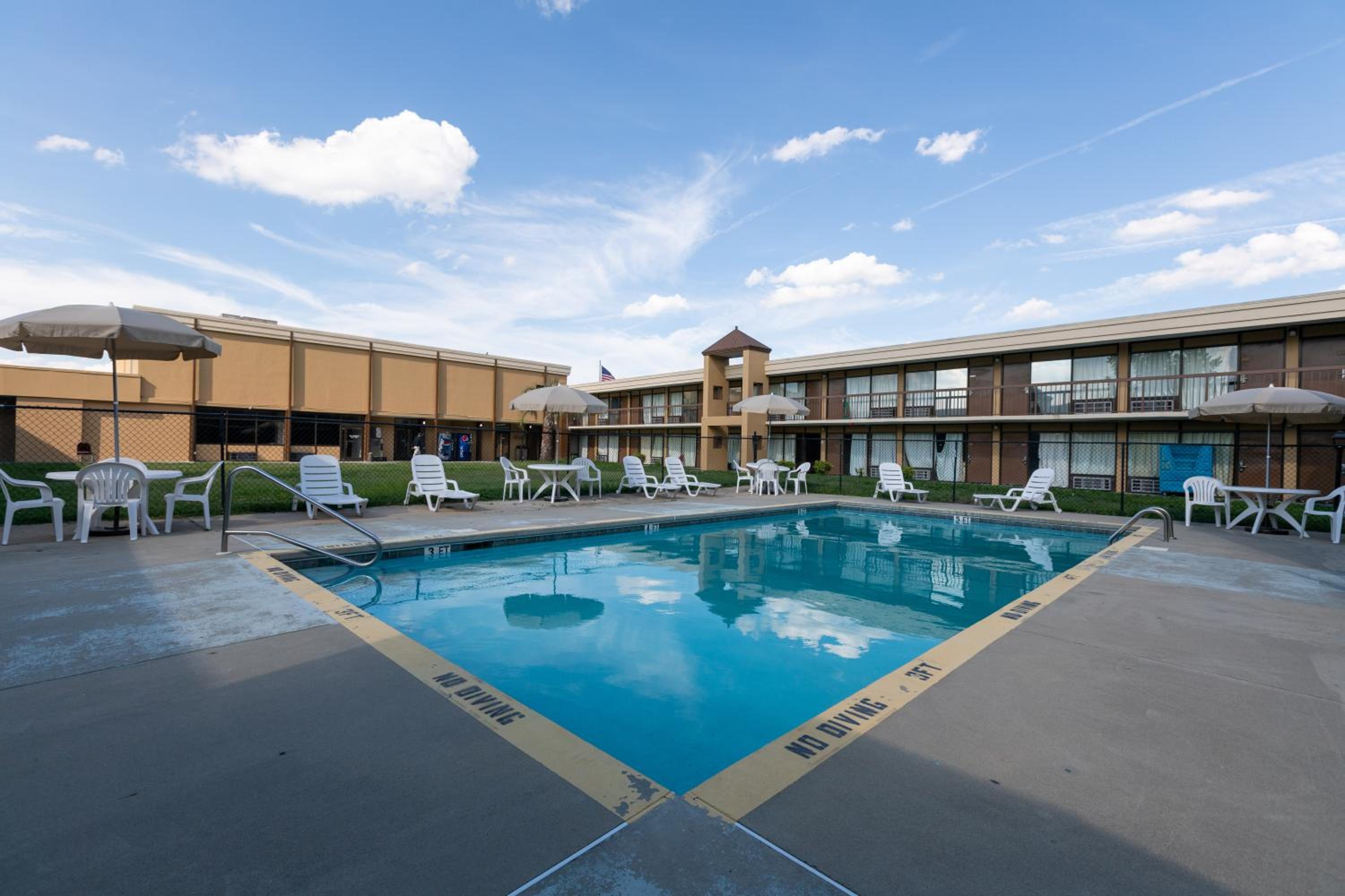 Super 8 by Wyndham Goldsboro, Billede 47