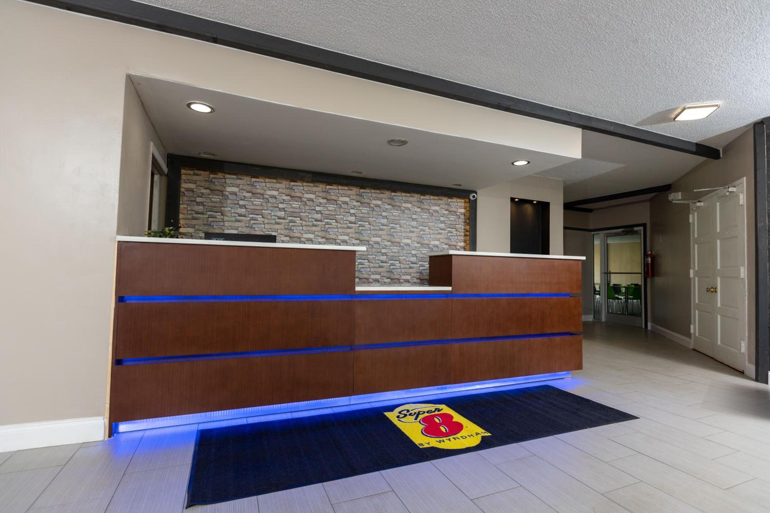 Super 8 by Wyndham Goldsboro, Billede 53