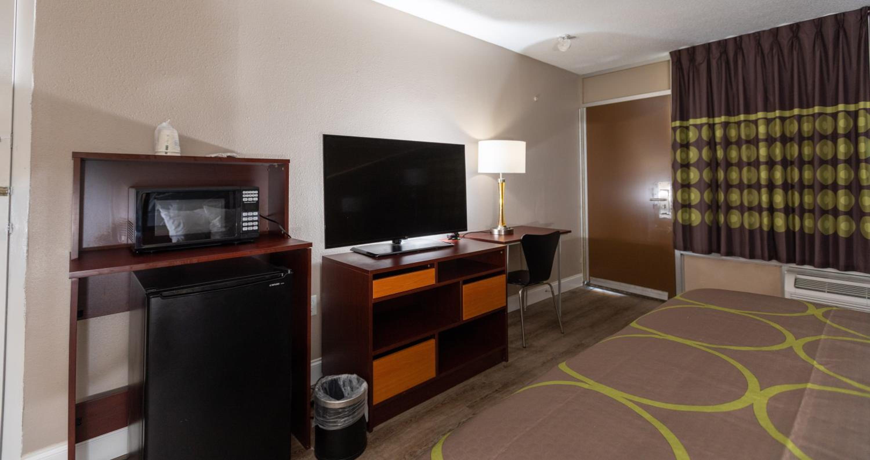 Super 8 by Wyndham Goldsboro, Billede 35