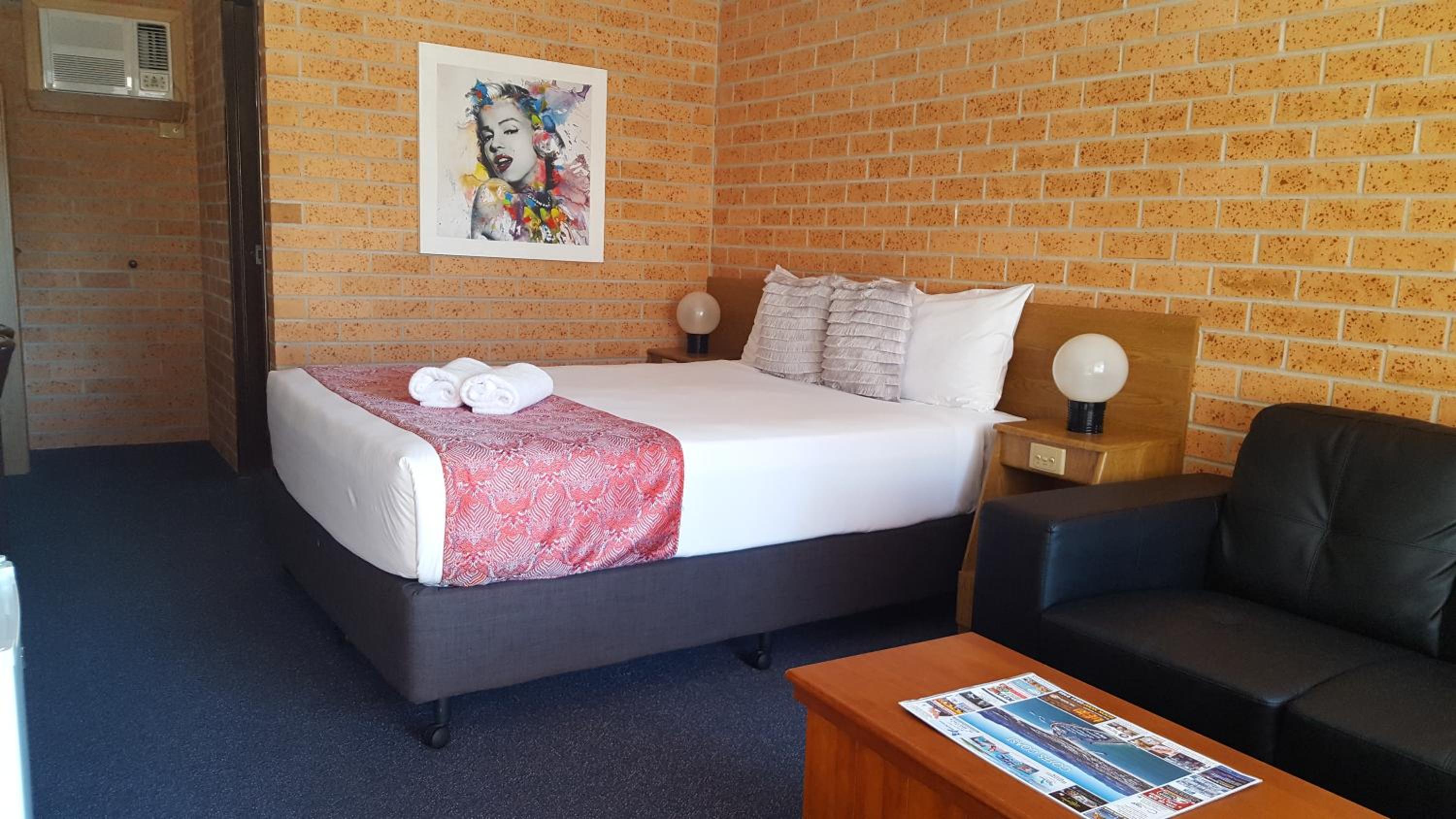 Royal Palms Motor Inn