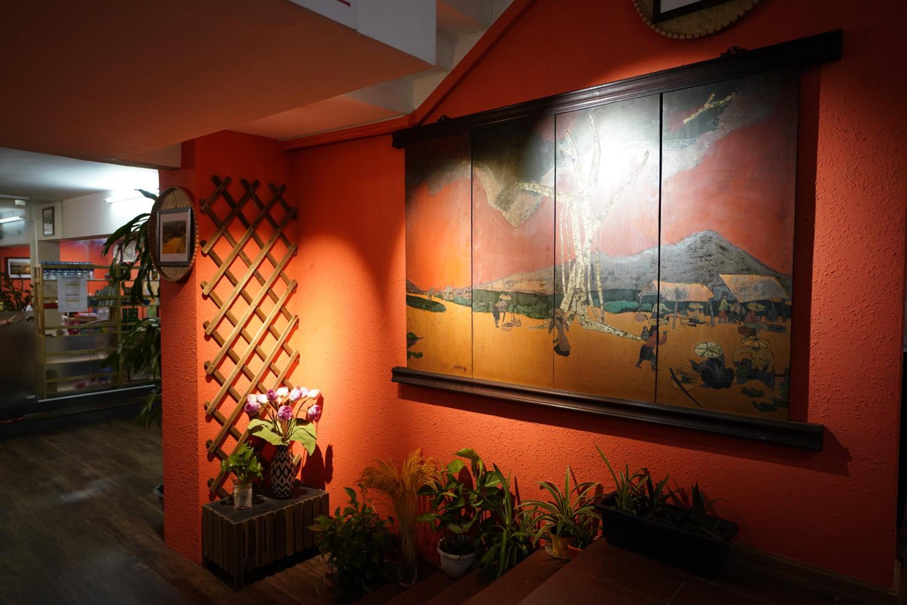 Elegant Studio Yet Kieu