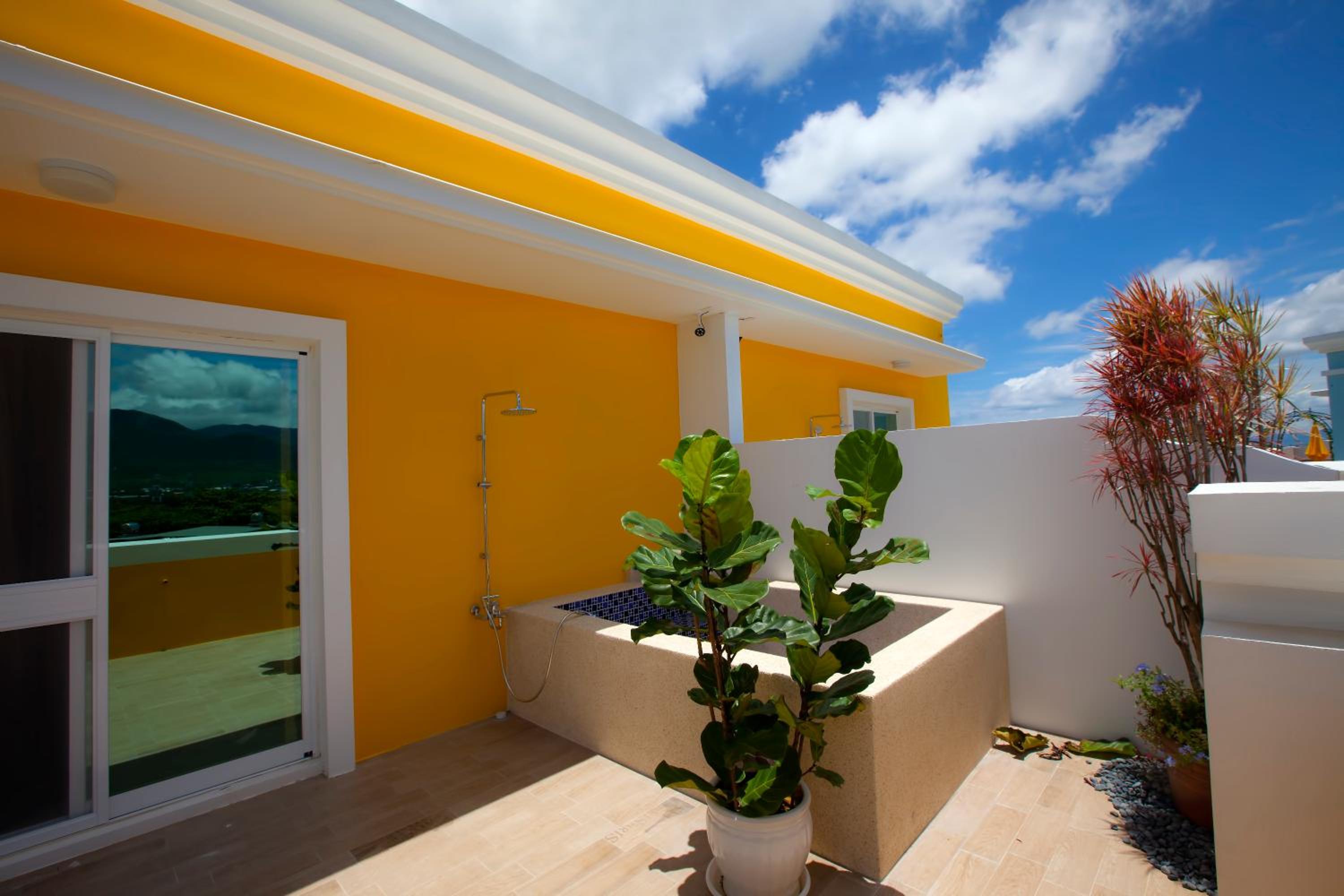 Photo 42