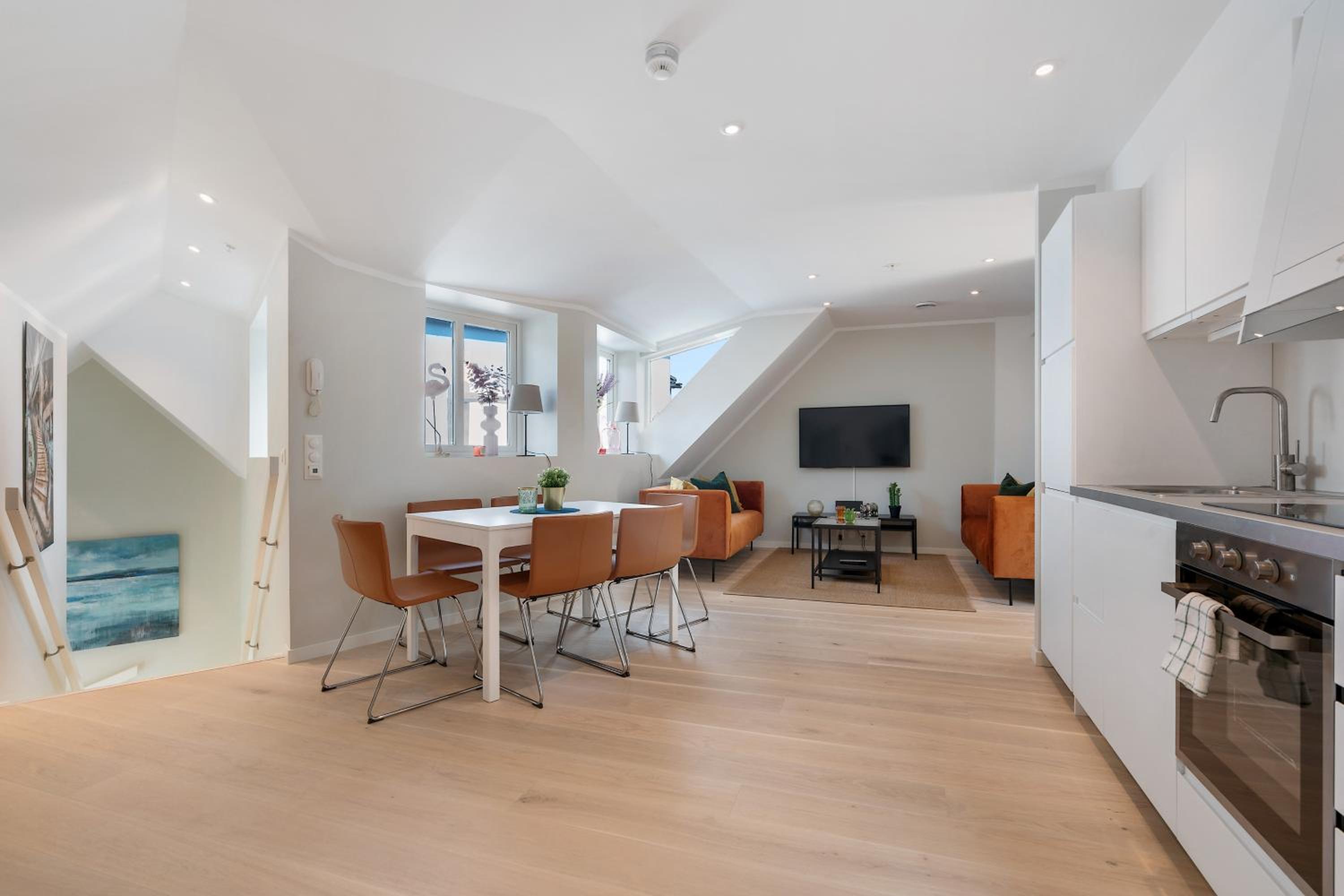 Bergen Vacations - Barfot Apartments - Property Image 2