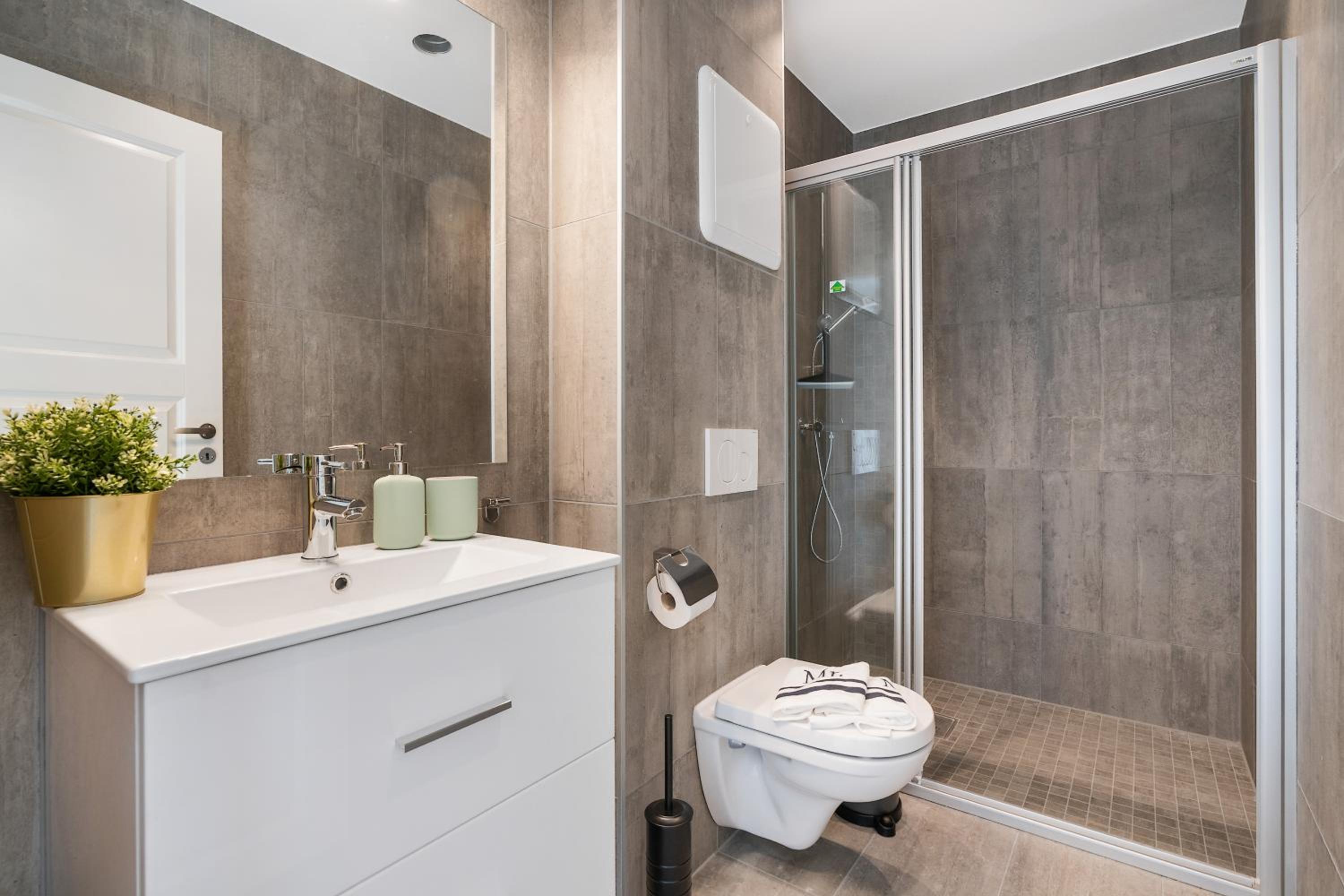 Bergen Vacations - Barfot Apartments - Property Image 10