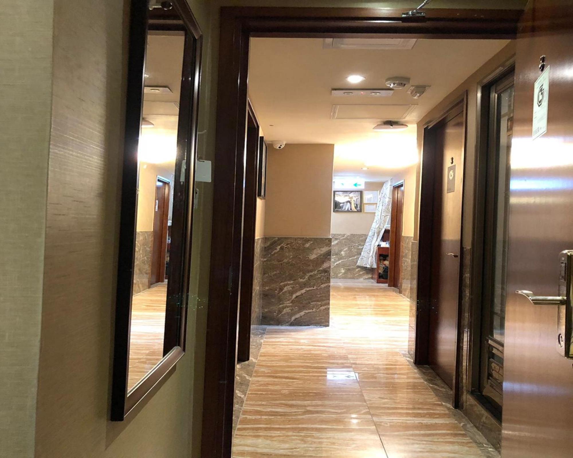 Rich Hostel
