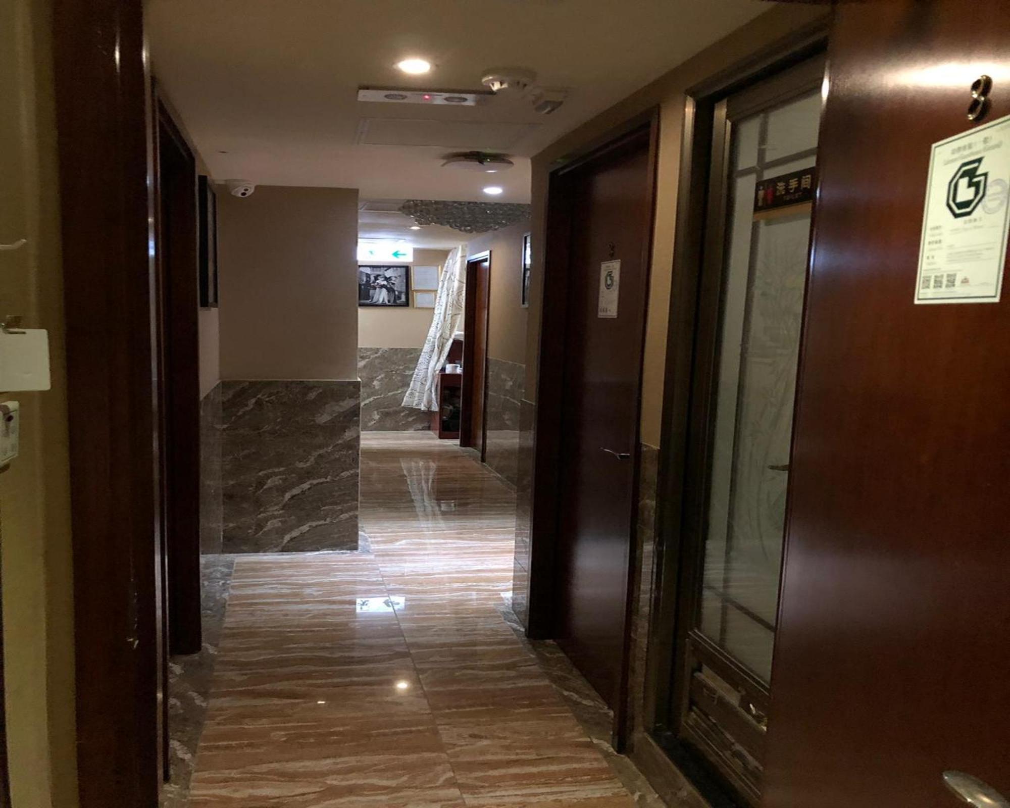 Rich Hostel