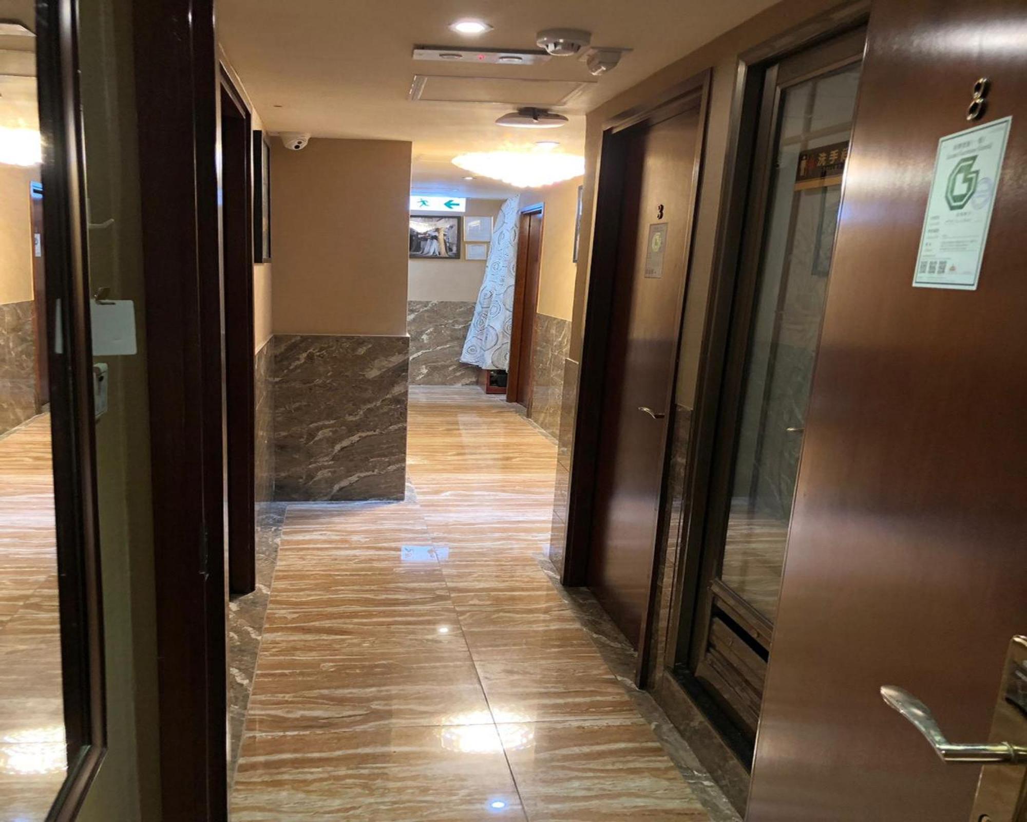 Rich Hostel