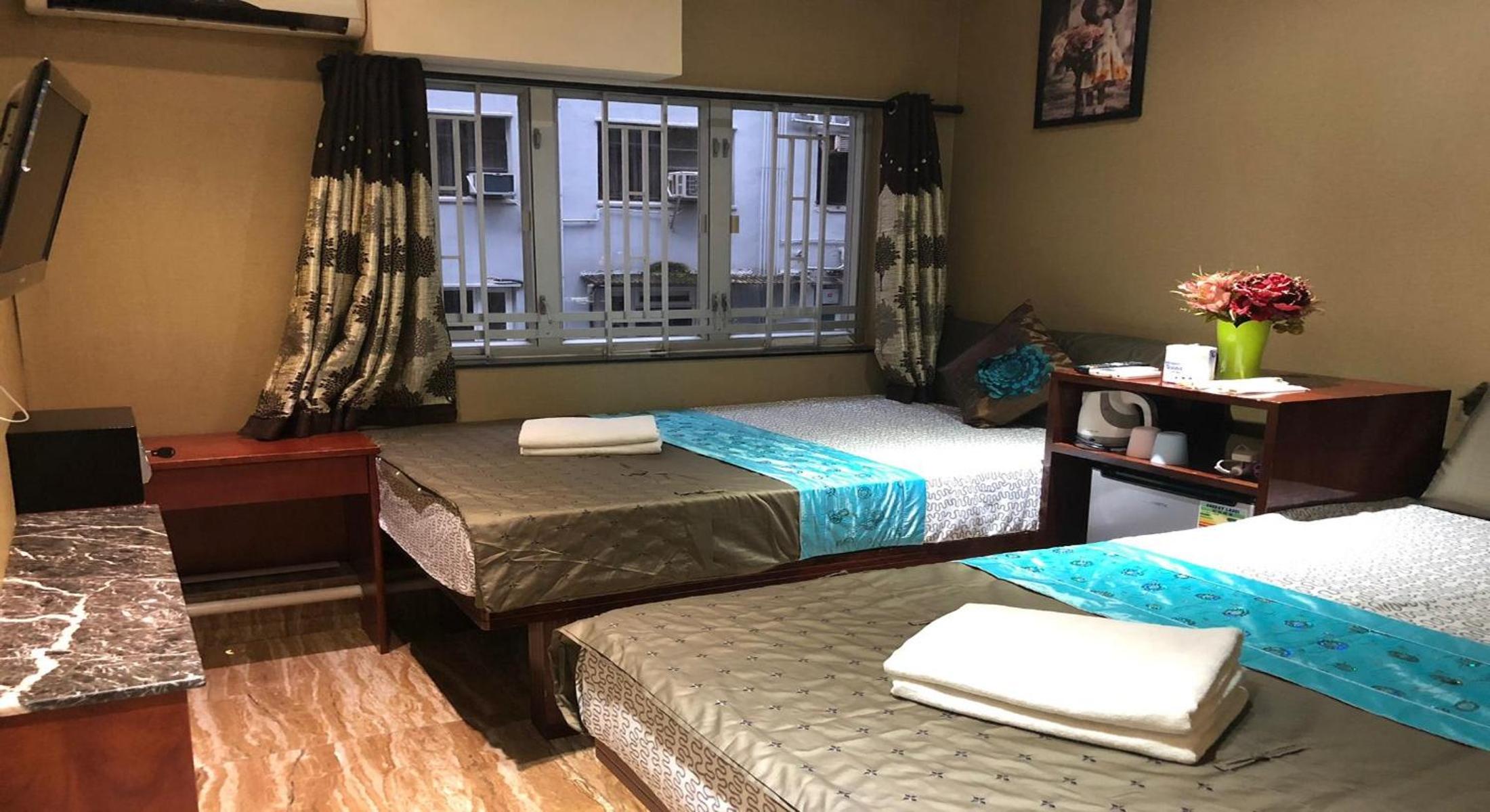 Rich Hostel
