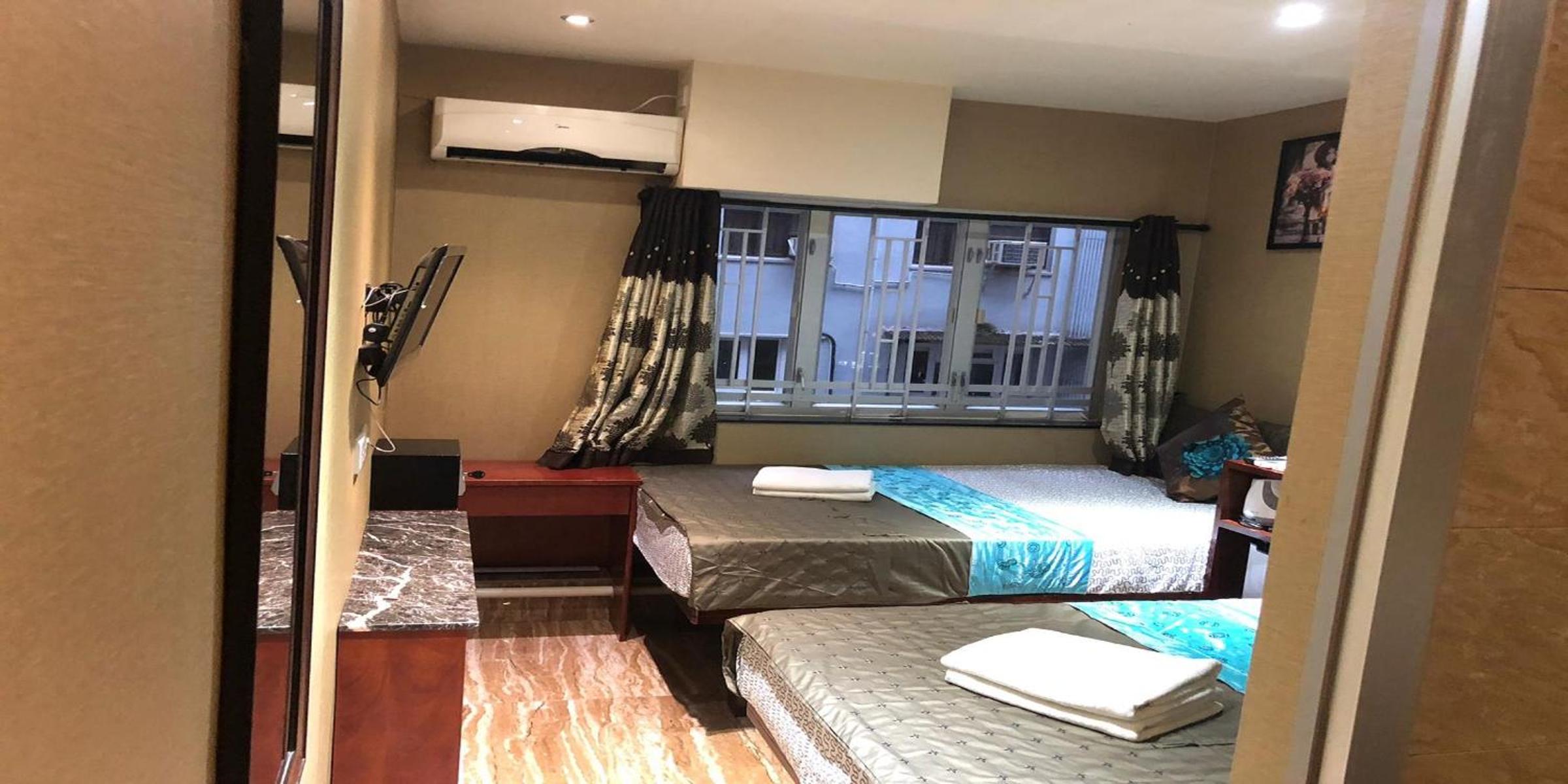 Rich Hostel
