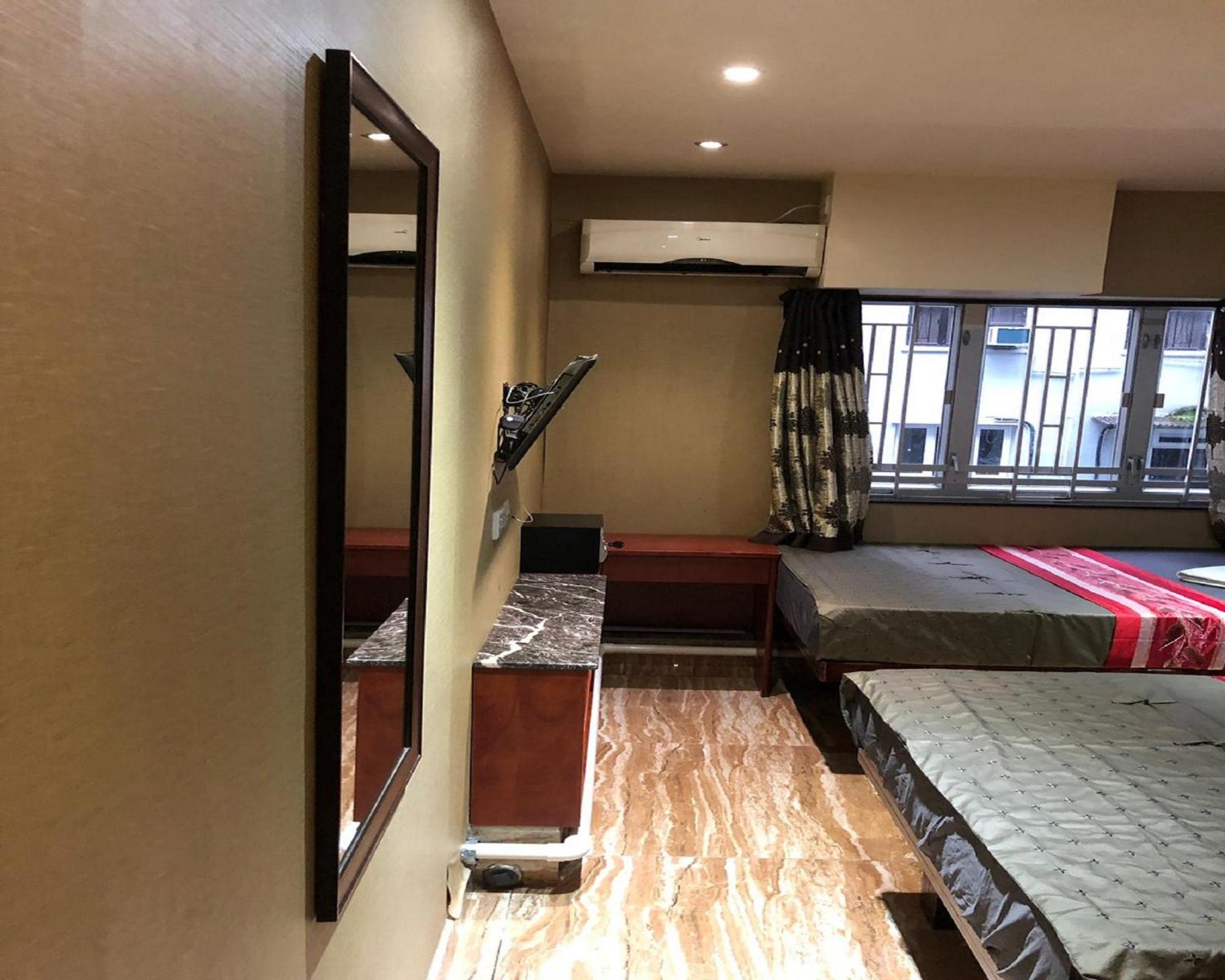 Rich Hostel