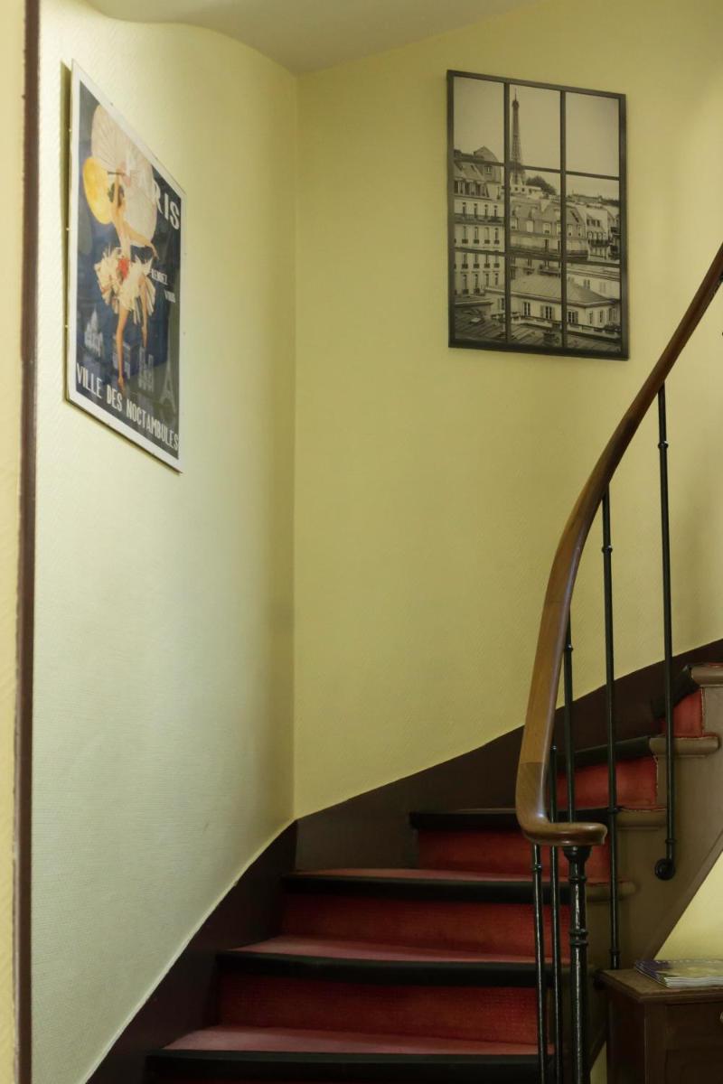 hotel reception