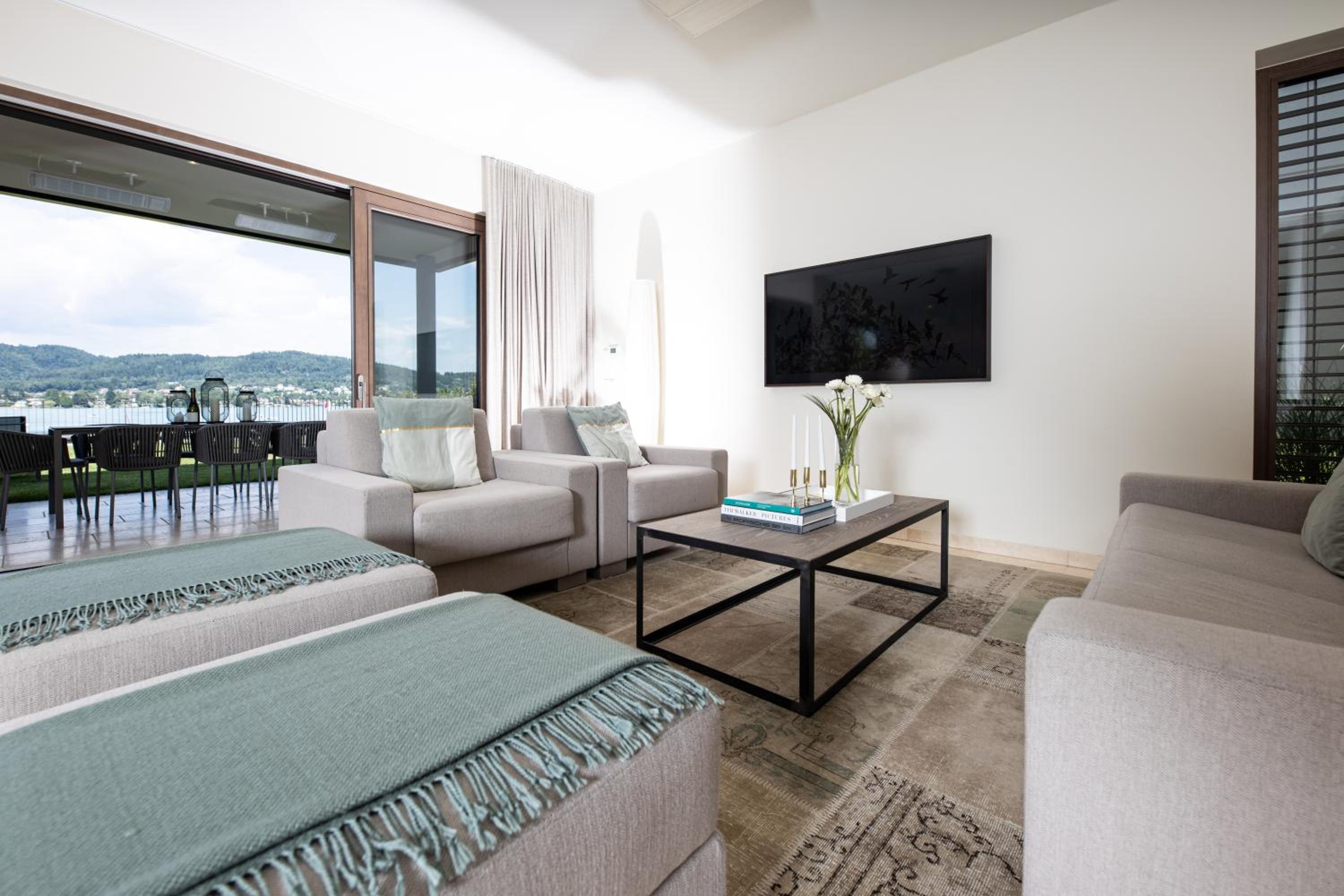 Linde Villas view 4