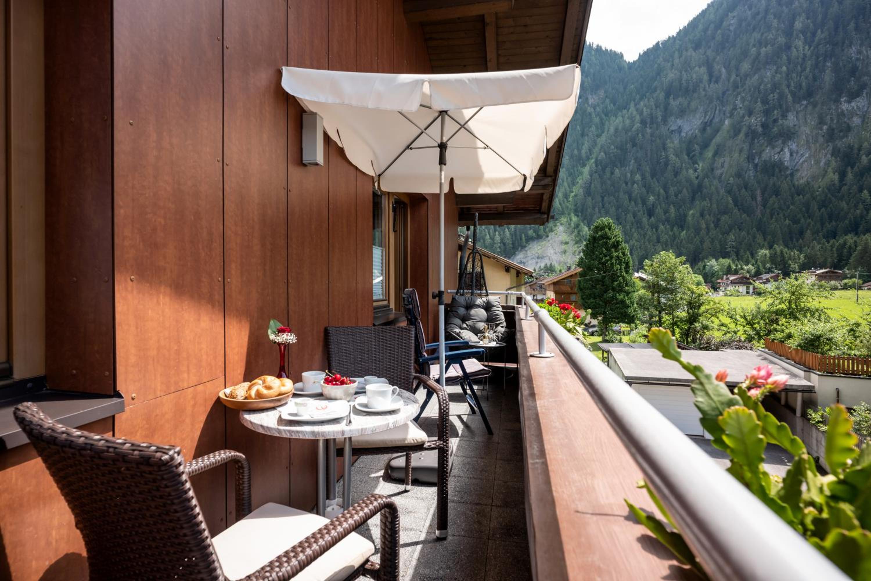 Appartements Rieser - im Herzen von Mayrhofen - sonniger Balkon - 3 Schlafzimmer