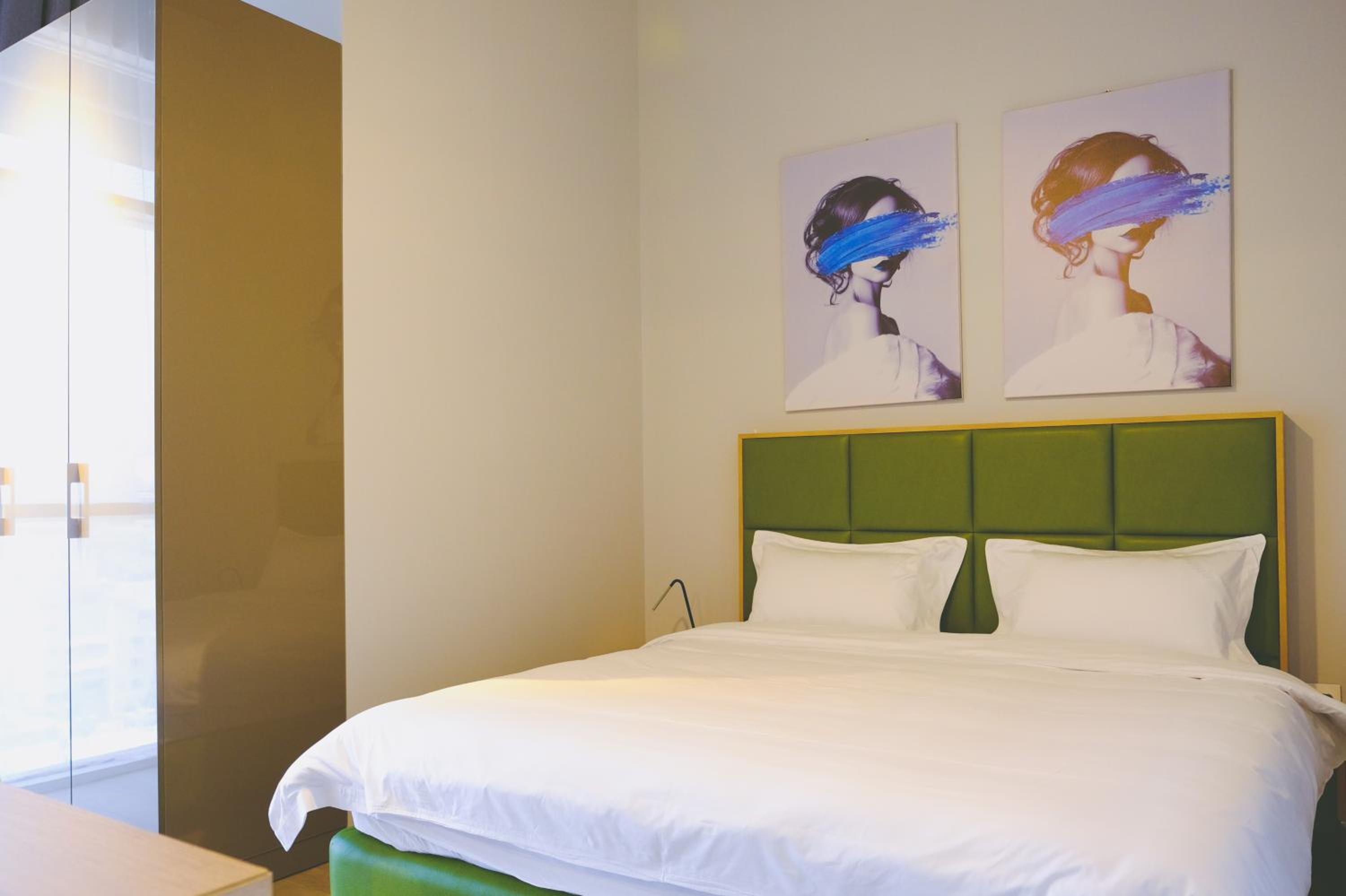The Stay Furnished Apartments