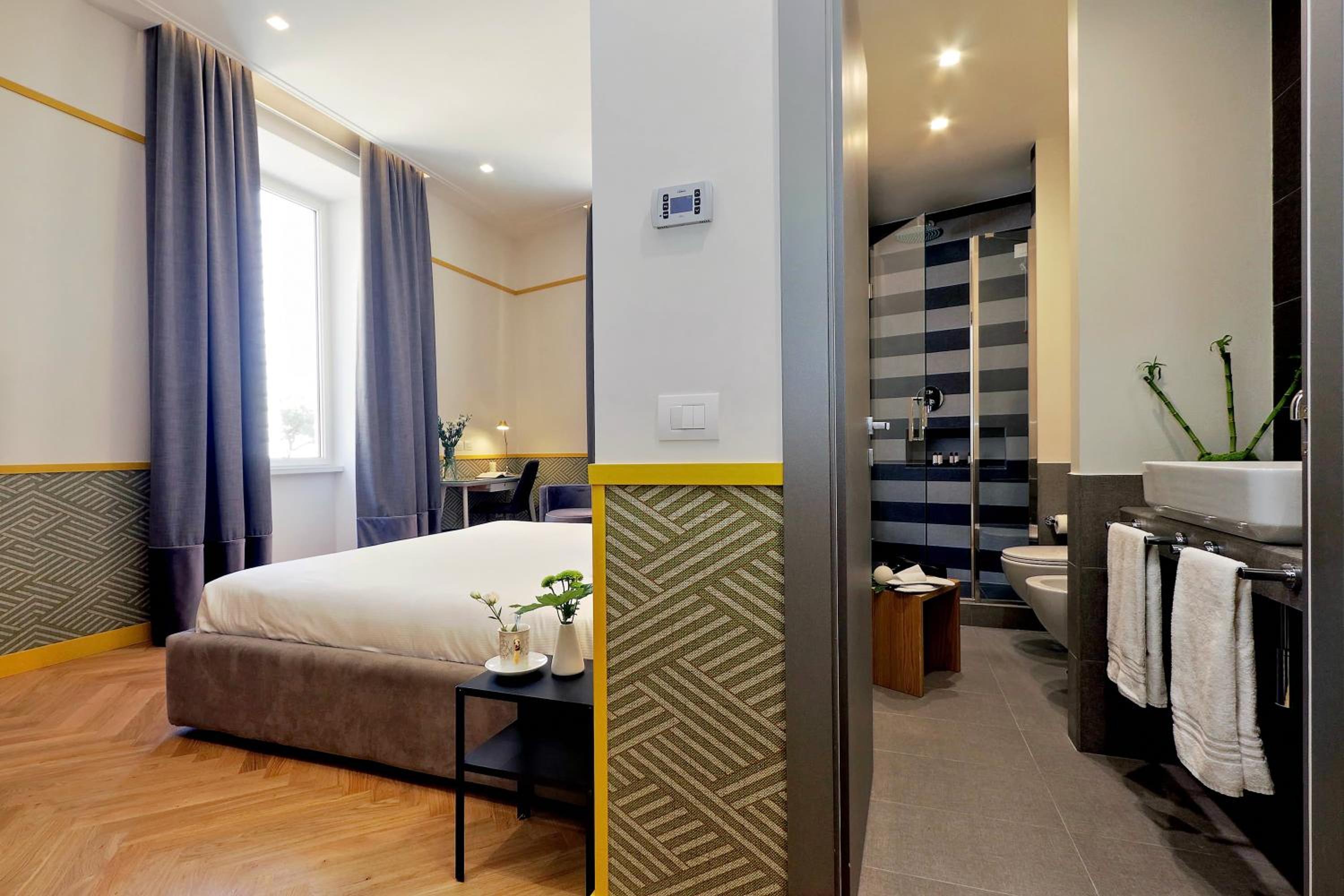 Roma Five Suites