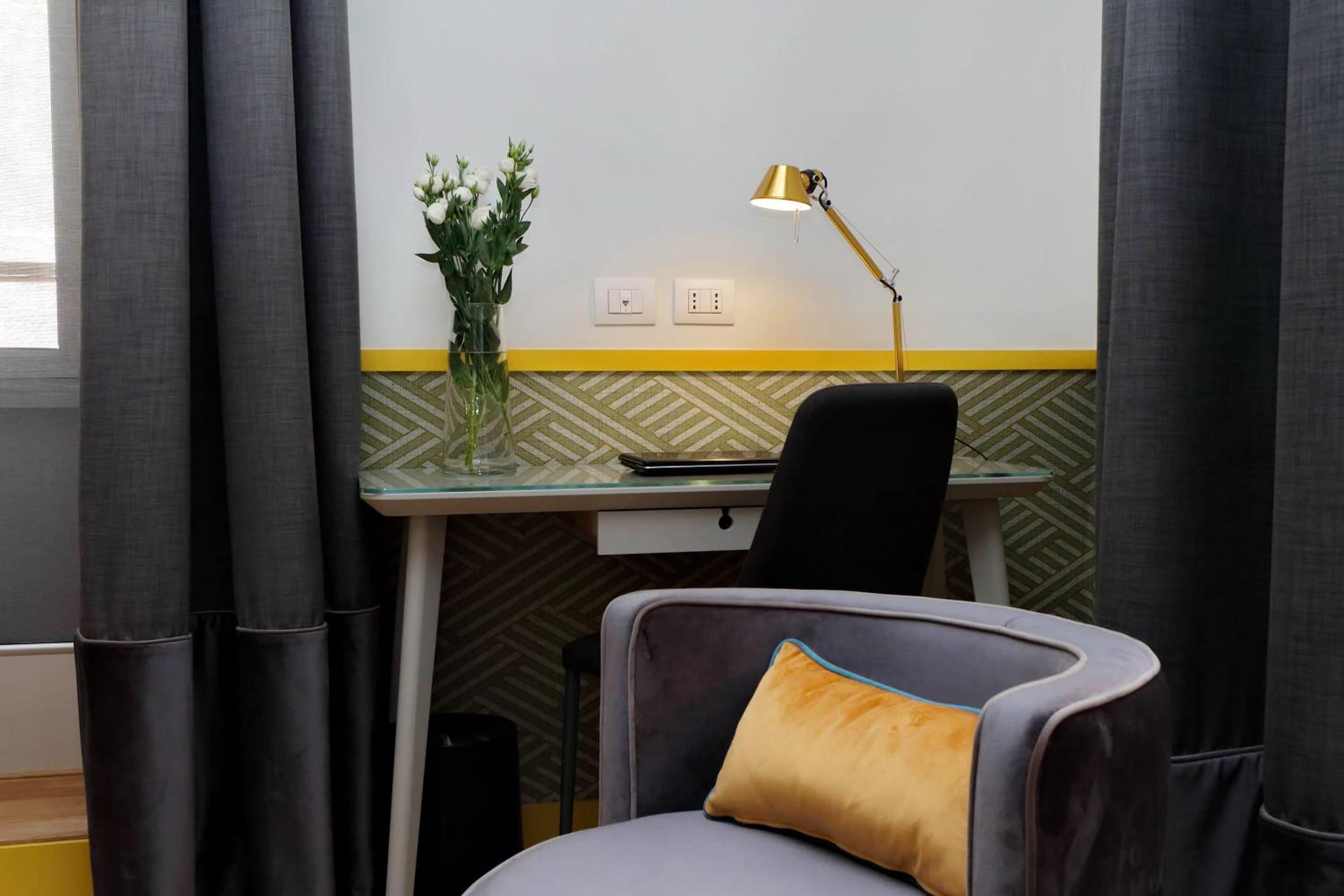 Roma Five Suites