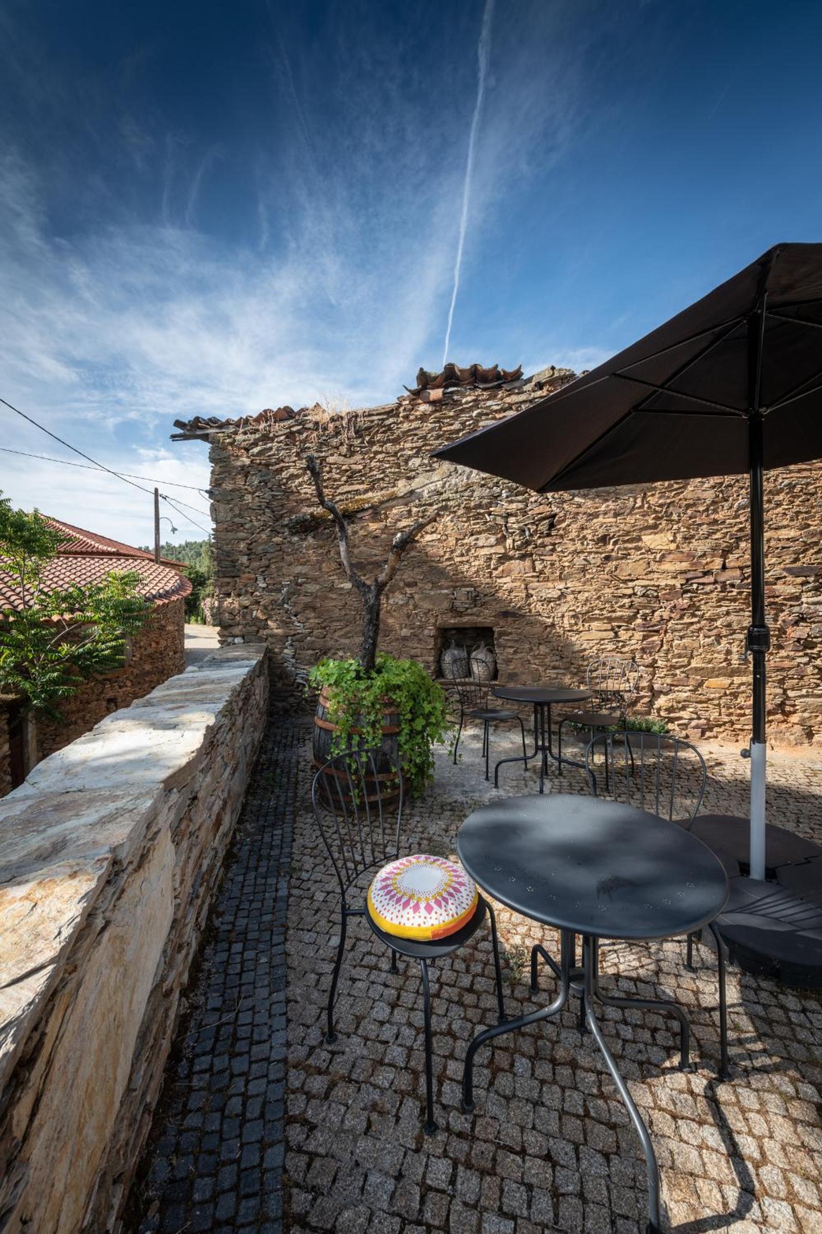 Casa de Guribanes view 5