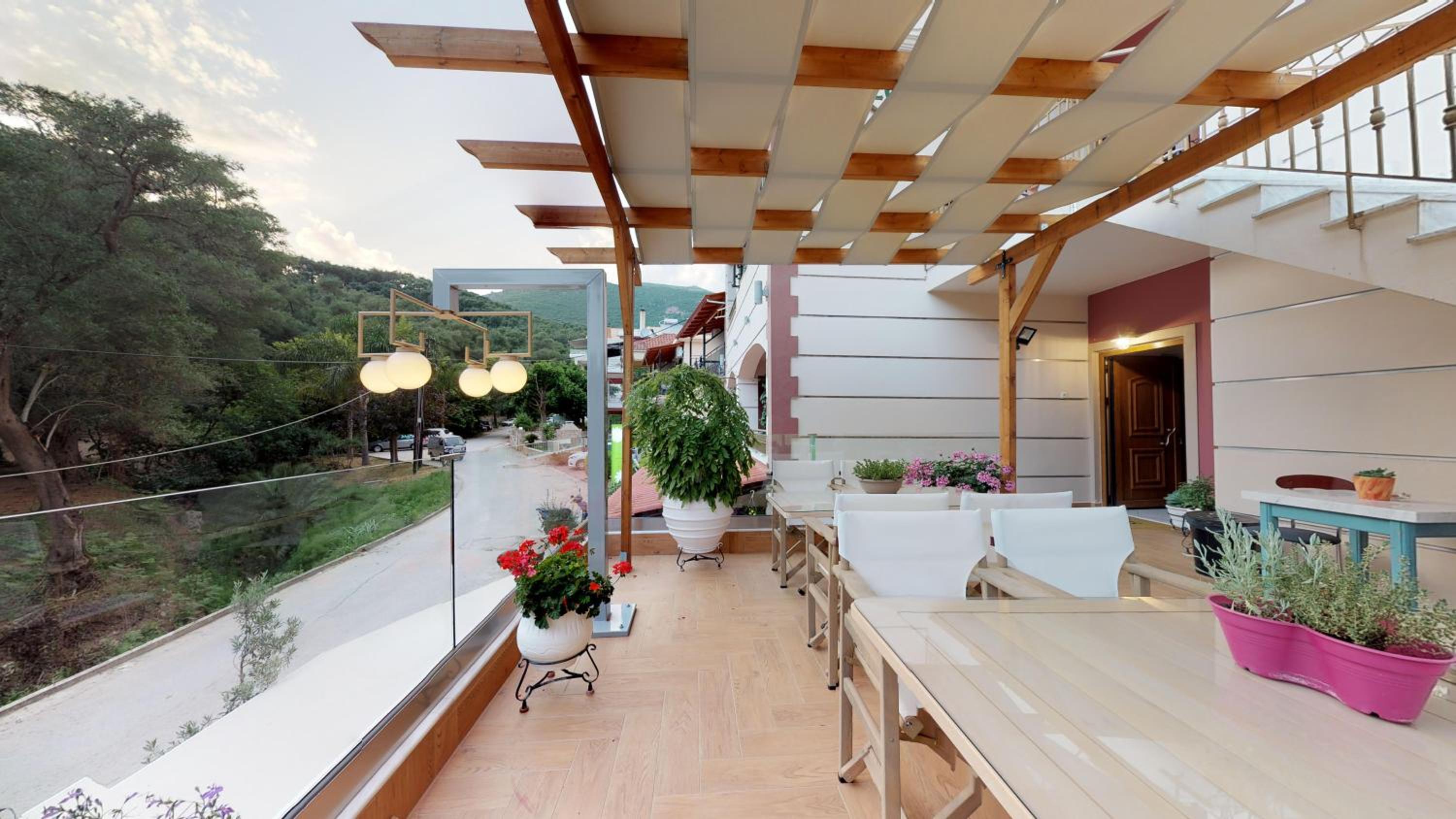 Zorbas Apartments
