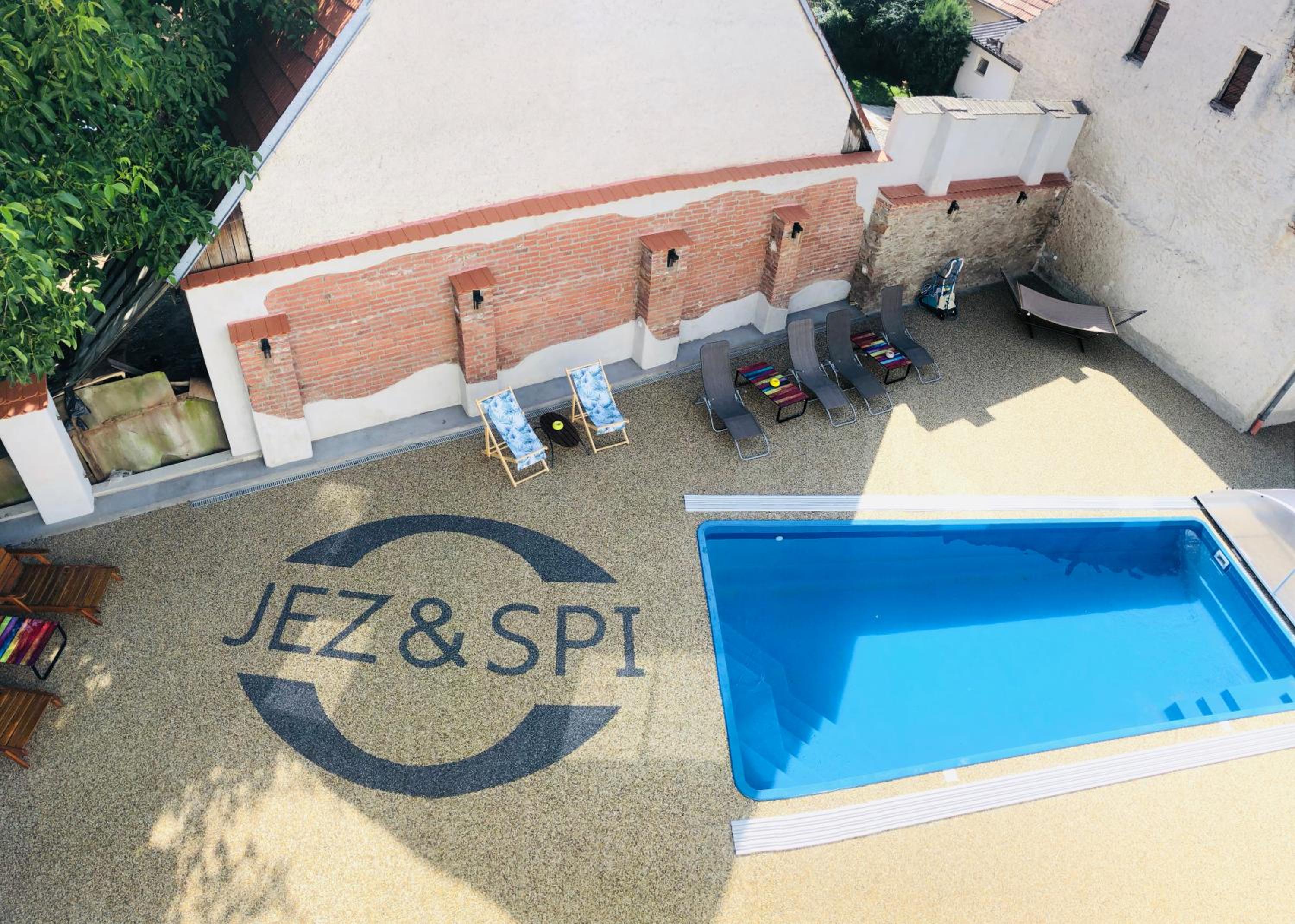 Hotel JEZ&SPI Plánice