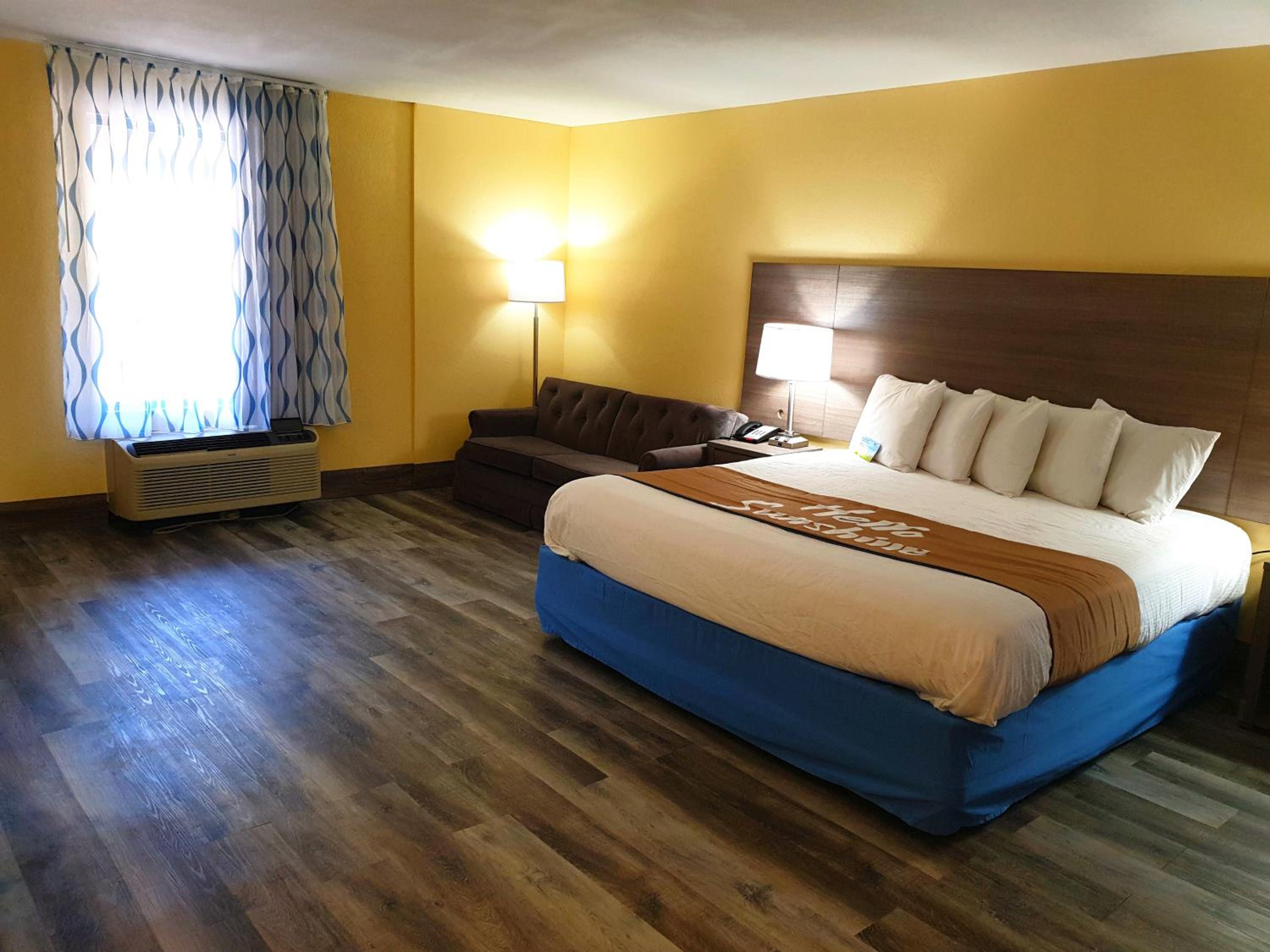 Days Inn by Wyndham Cleveland TN view 2