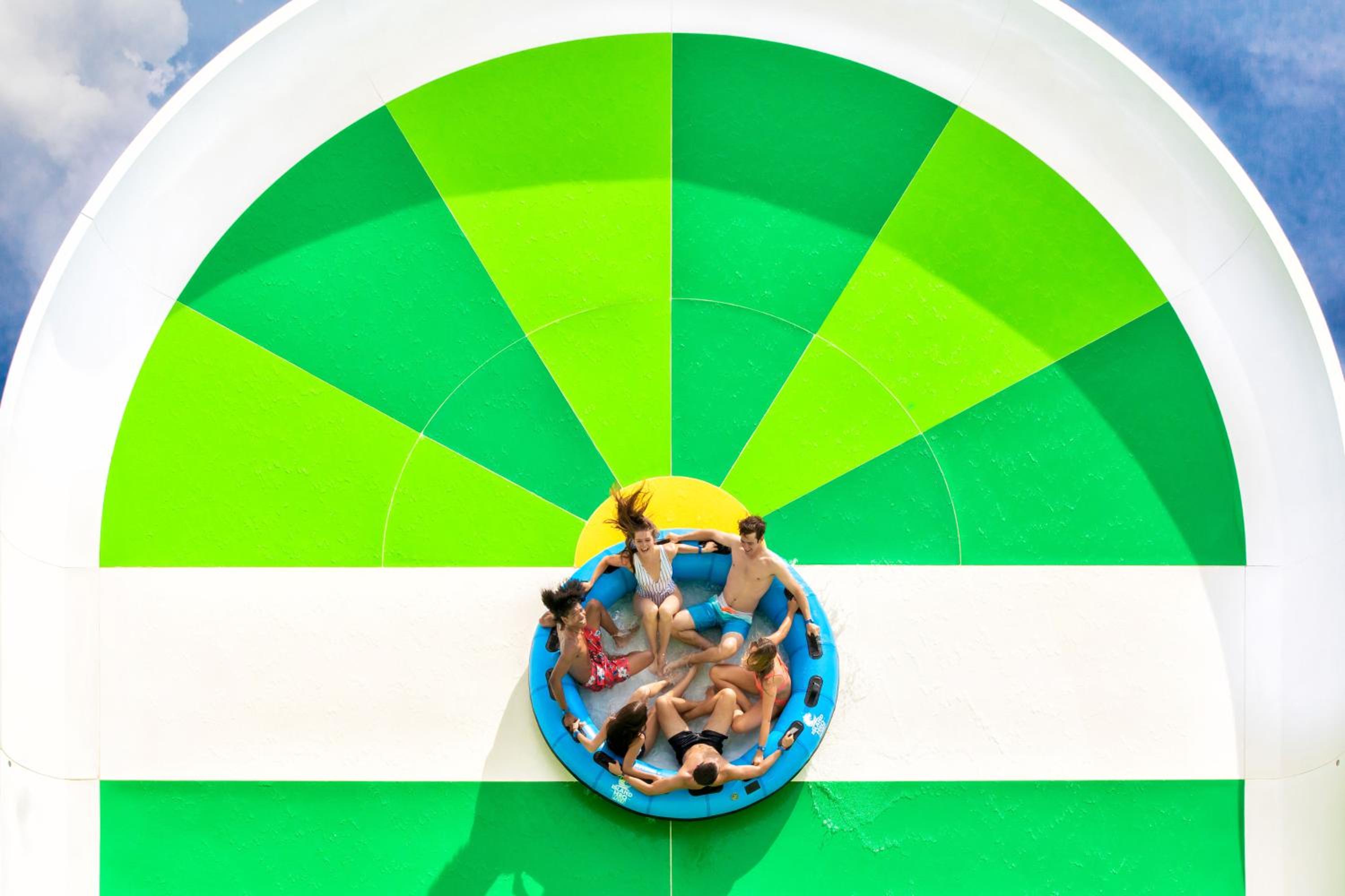 Margaritaville Resort Orlando with H2O Waterpark