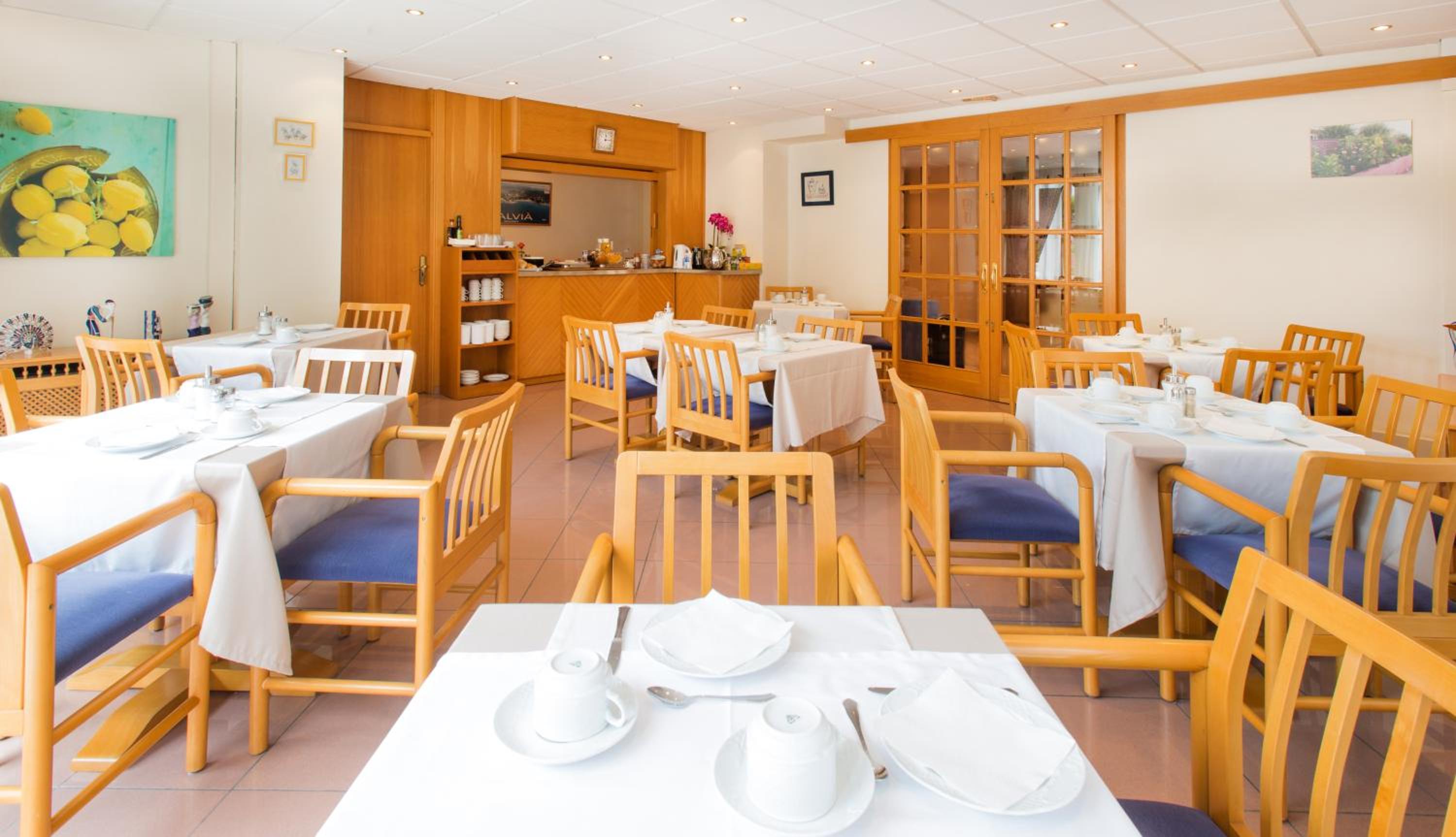 Hostal Residencia Sutimar