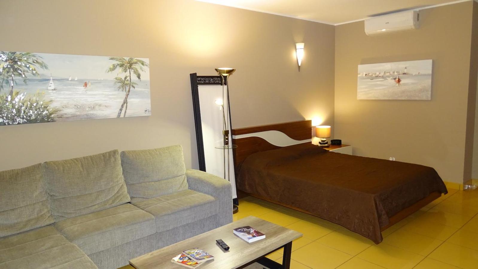 hotel room