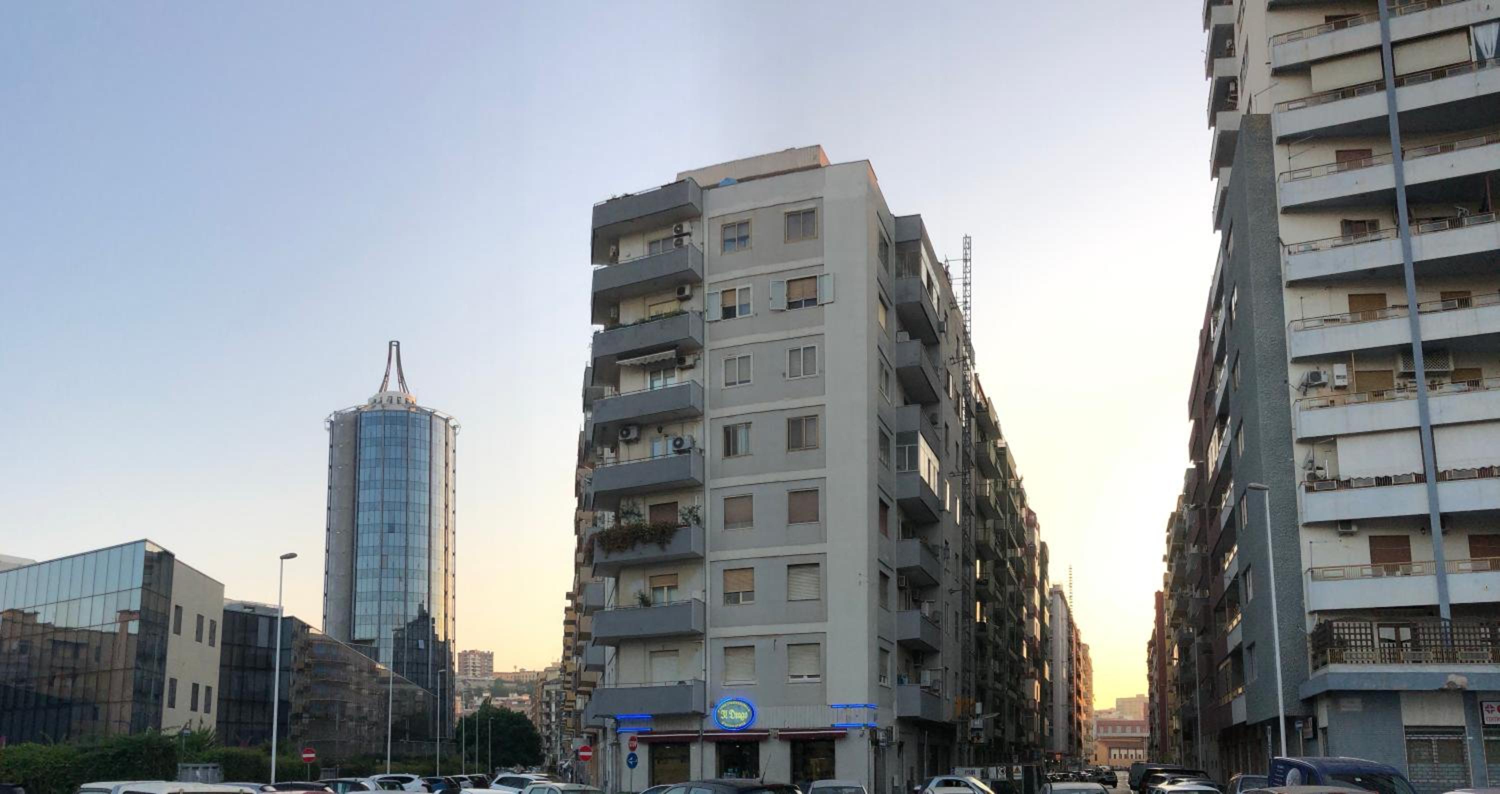 Hotel Arya Cagliari - Image 1