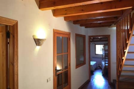 Photo 33