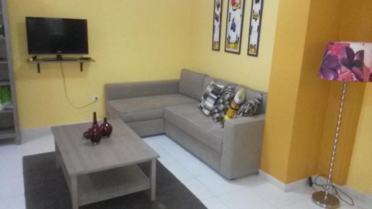 Estudio interior en la calle real SCLP photo 3