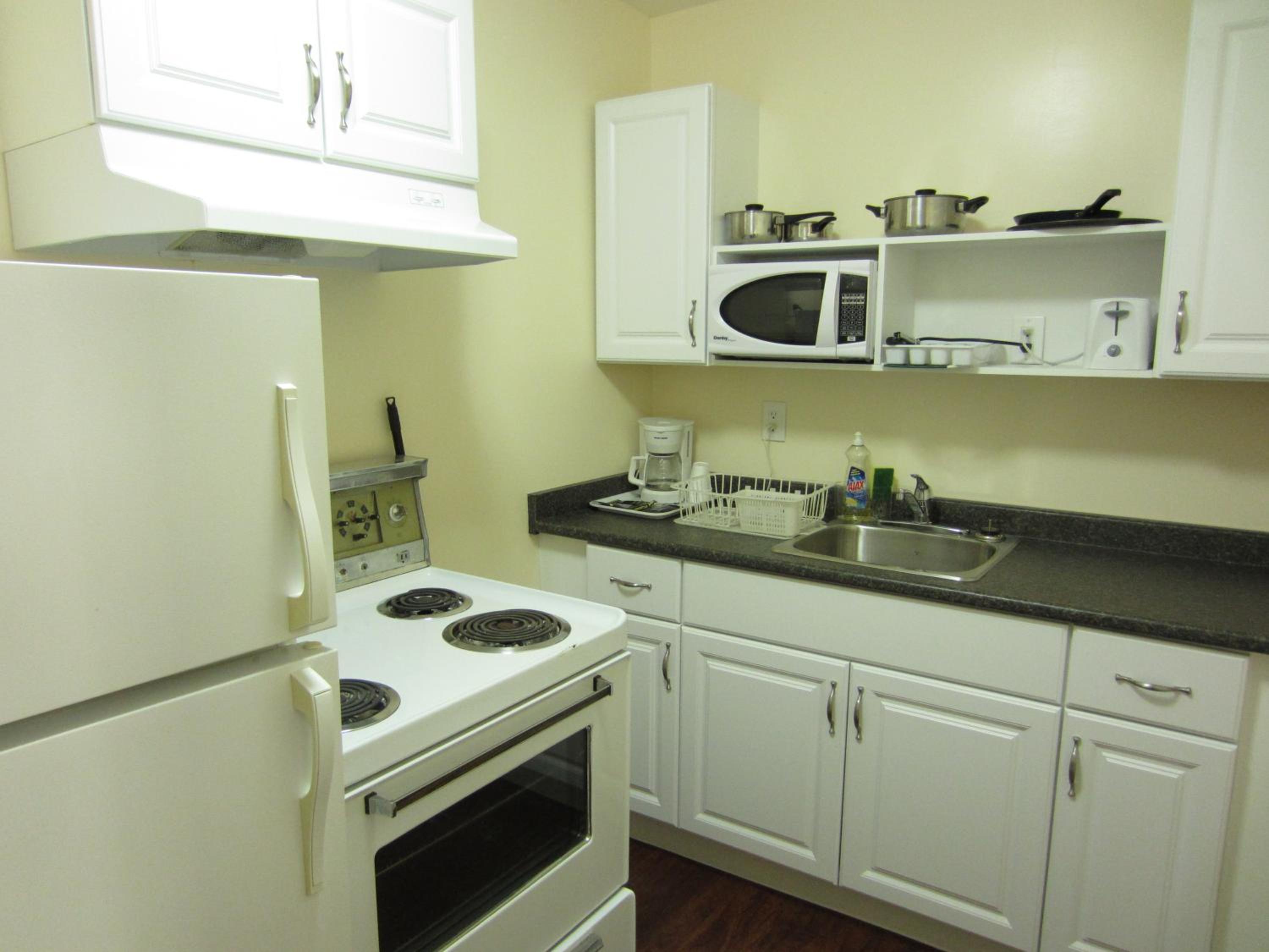 Village Inn & Suites - Sudbury