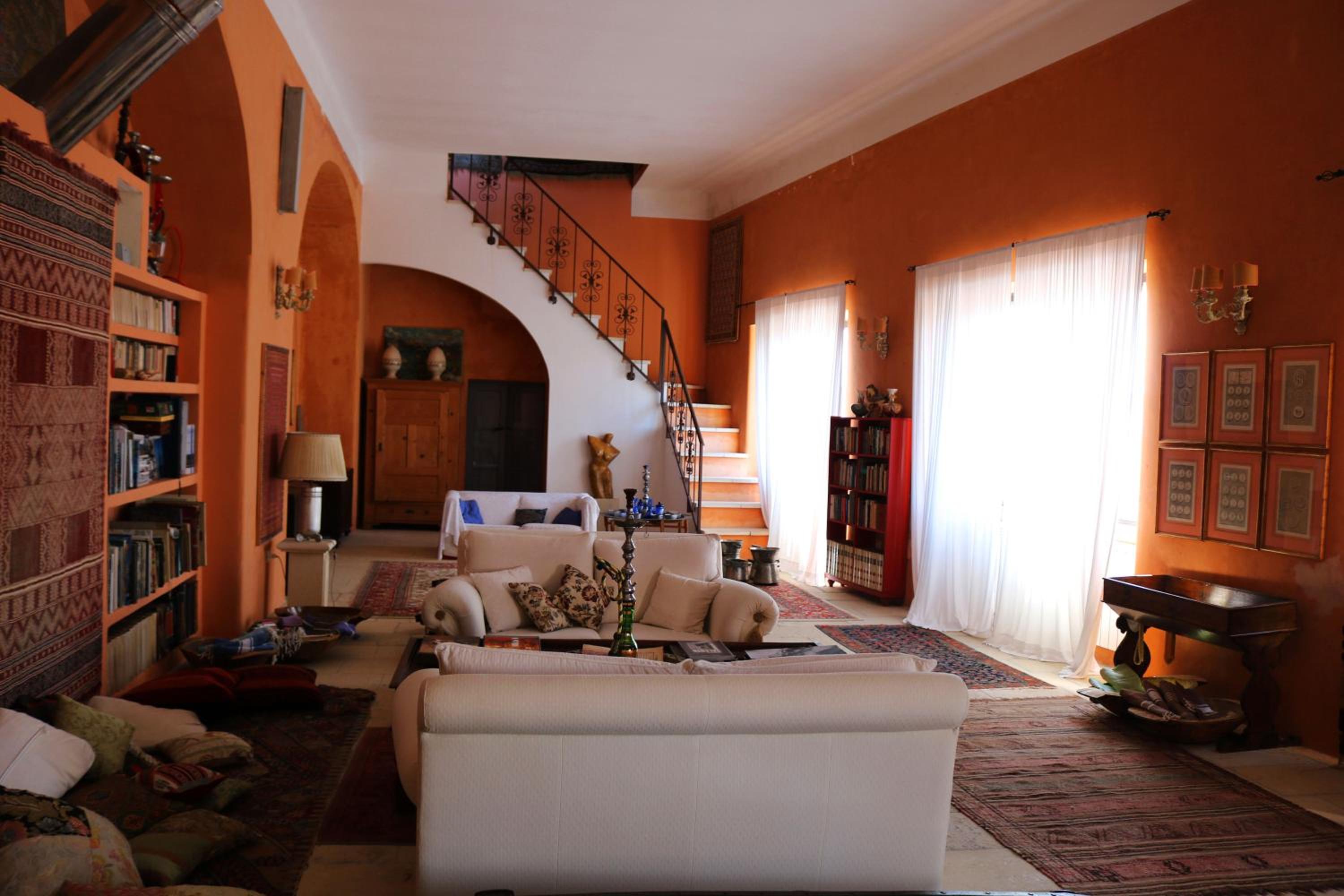 lounge