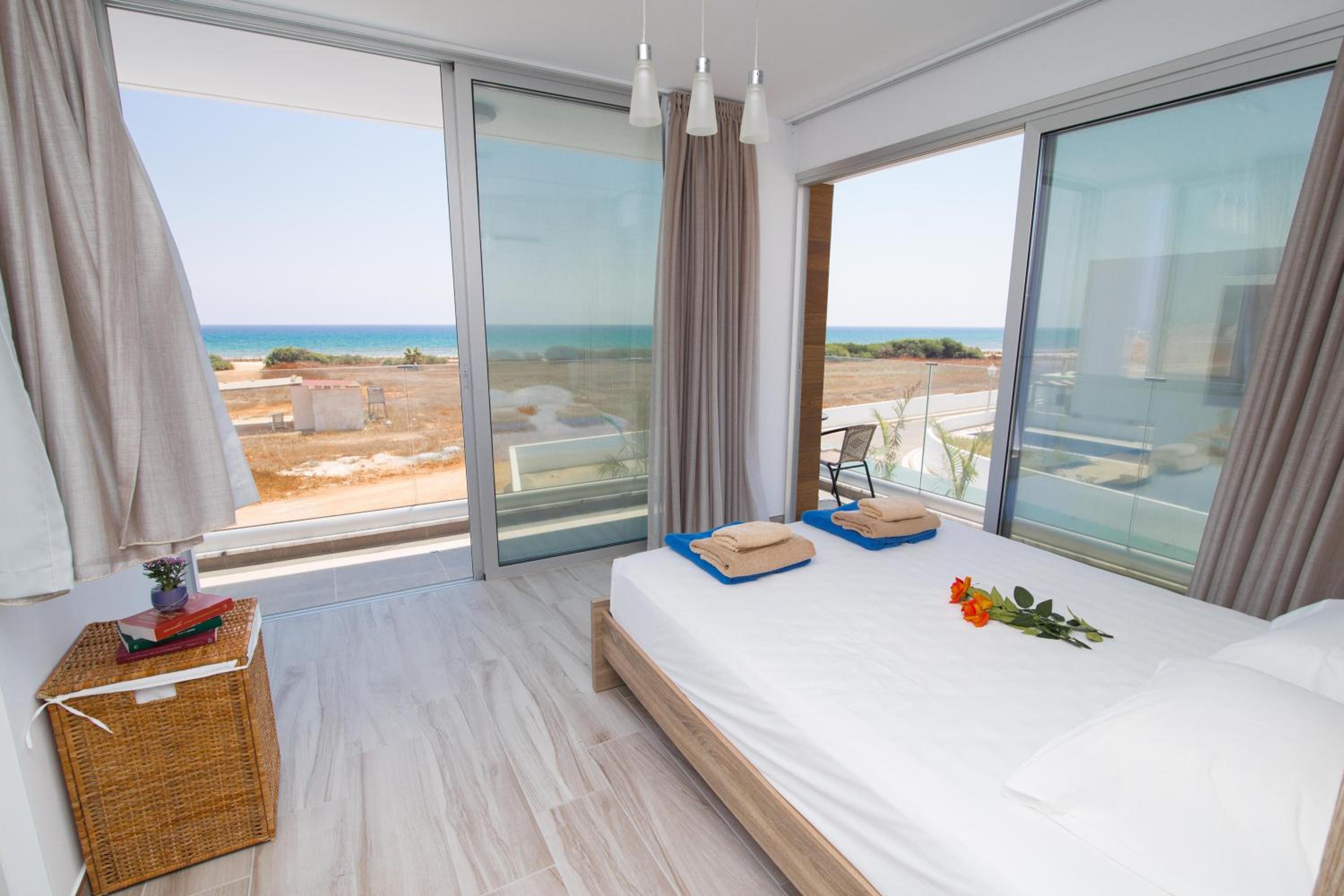 Villa Lynn Boutique Beachfront