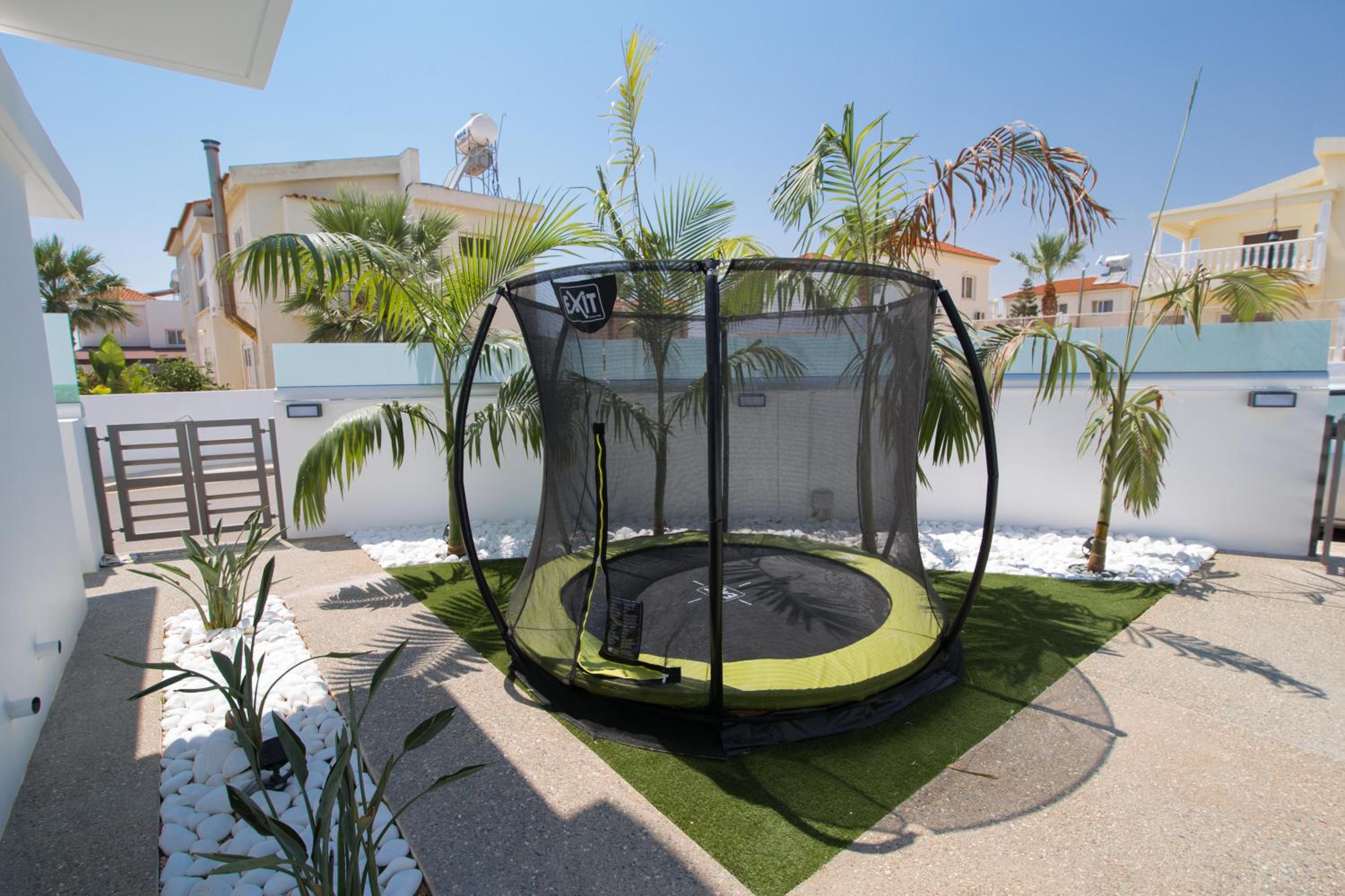 Villa Lynn Boutique Beachfront