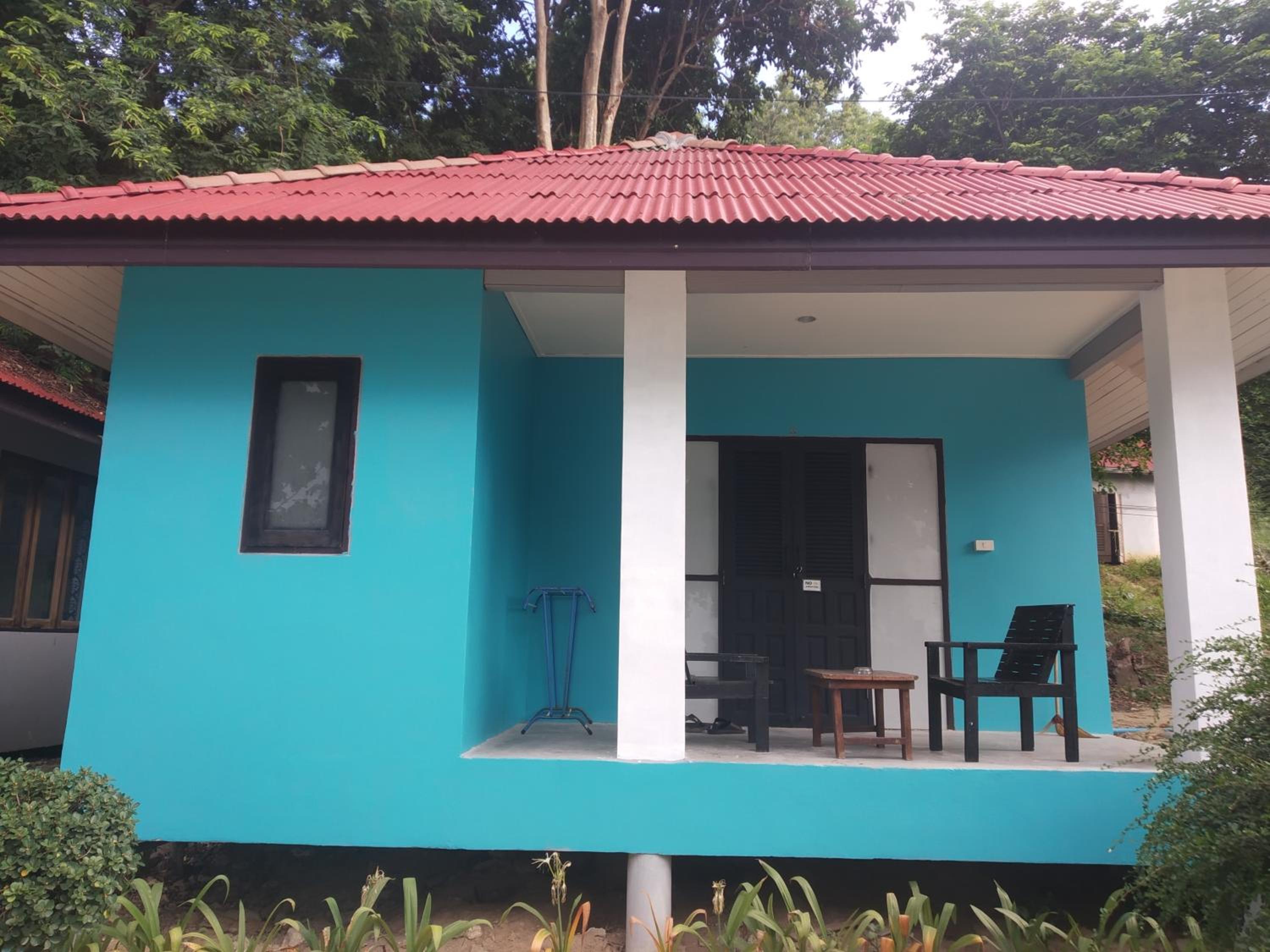 Minnie Seaview Resort