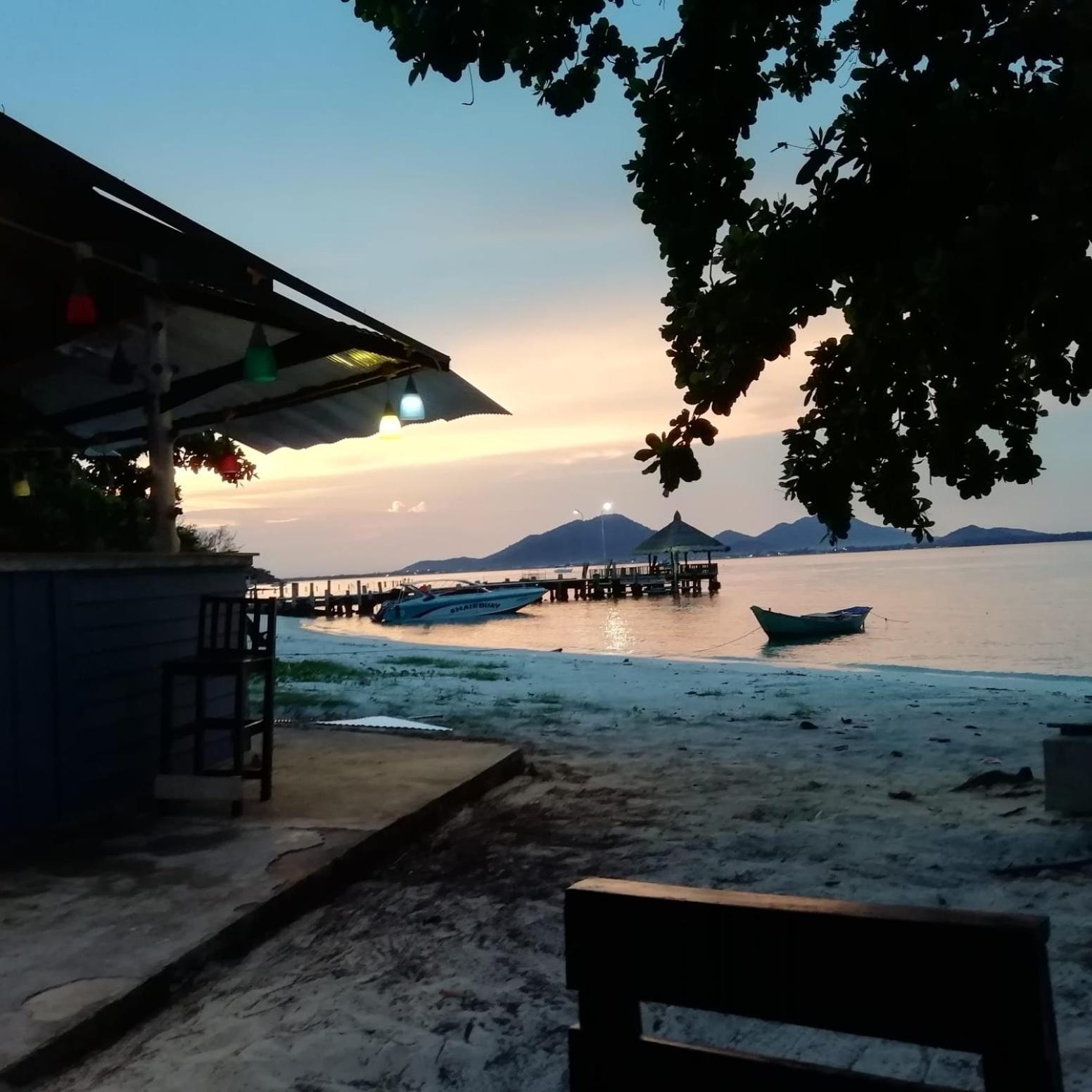 Minnie Seaview Resort