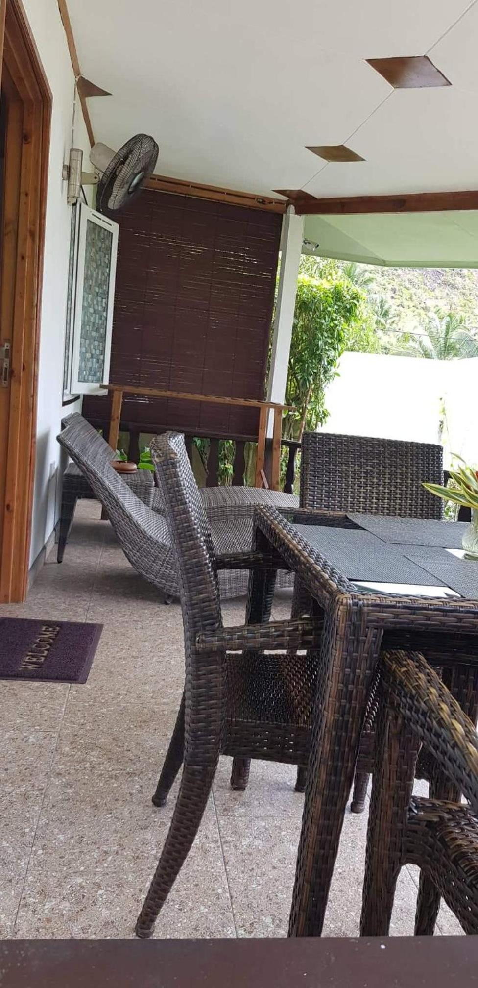 Sea View Lodge