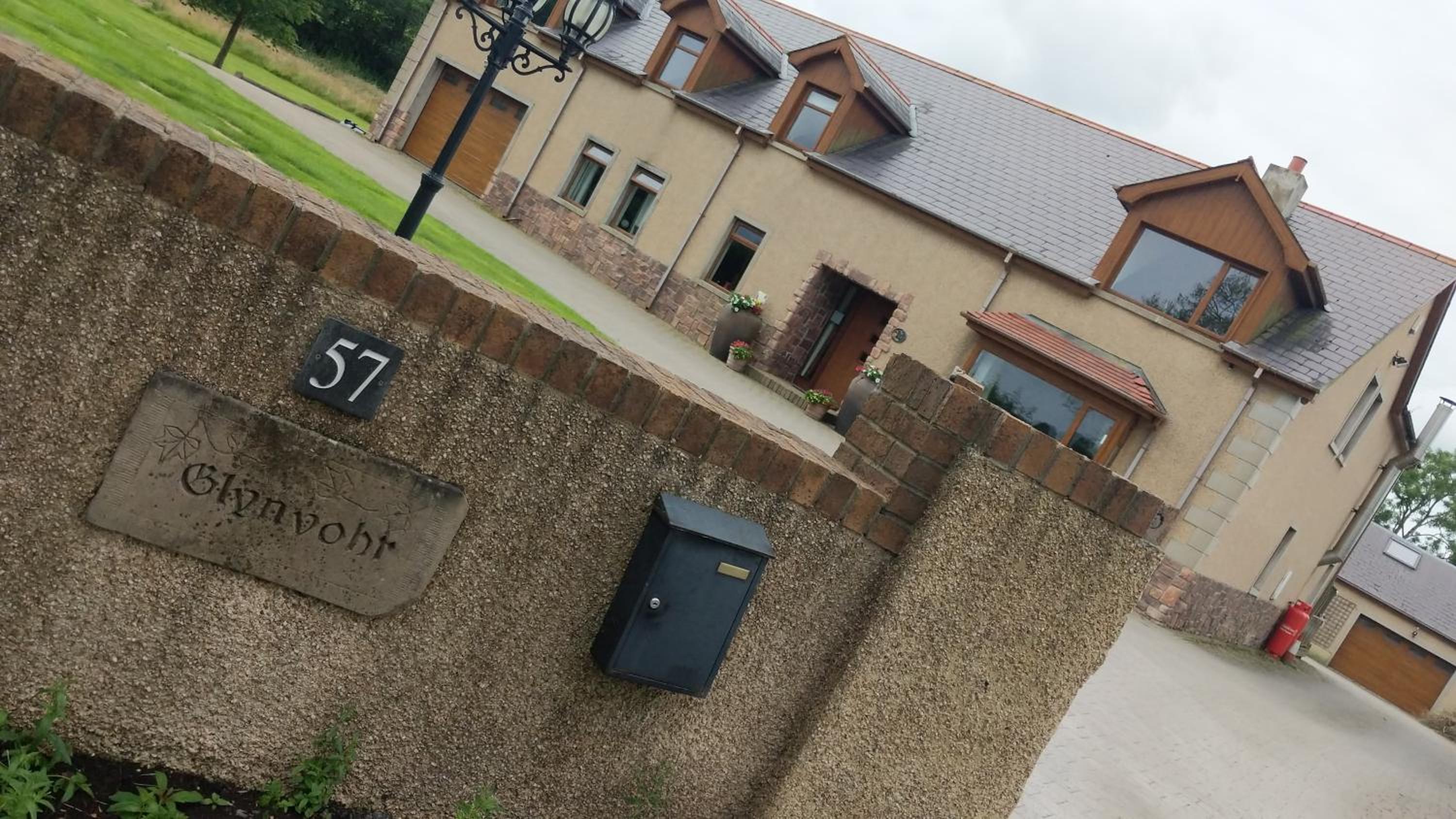 Hotel Glynvohr House