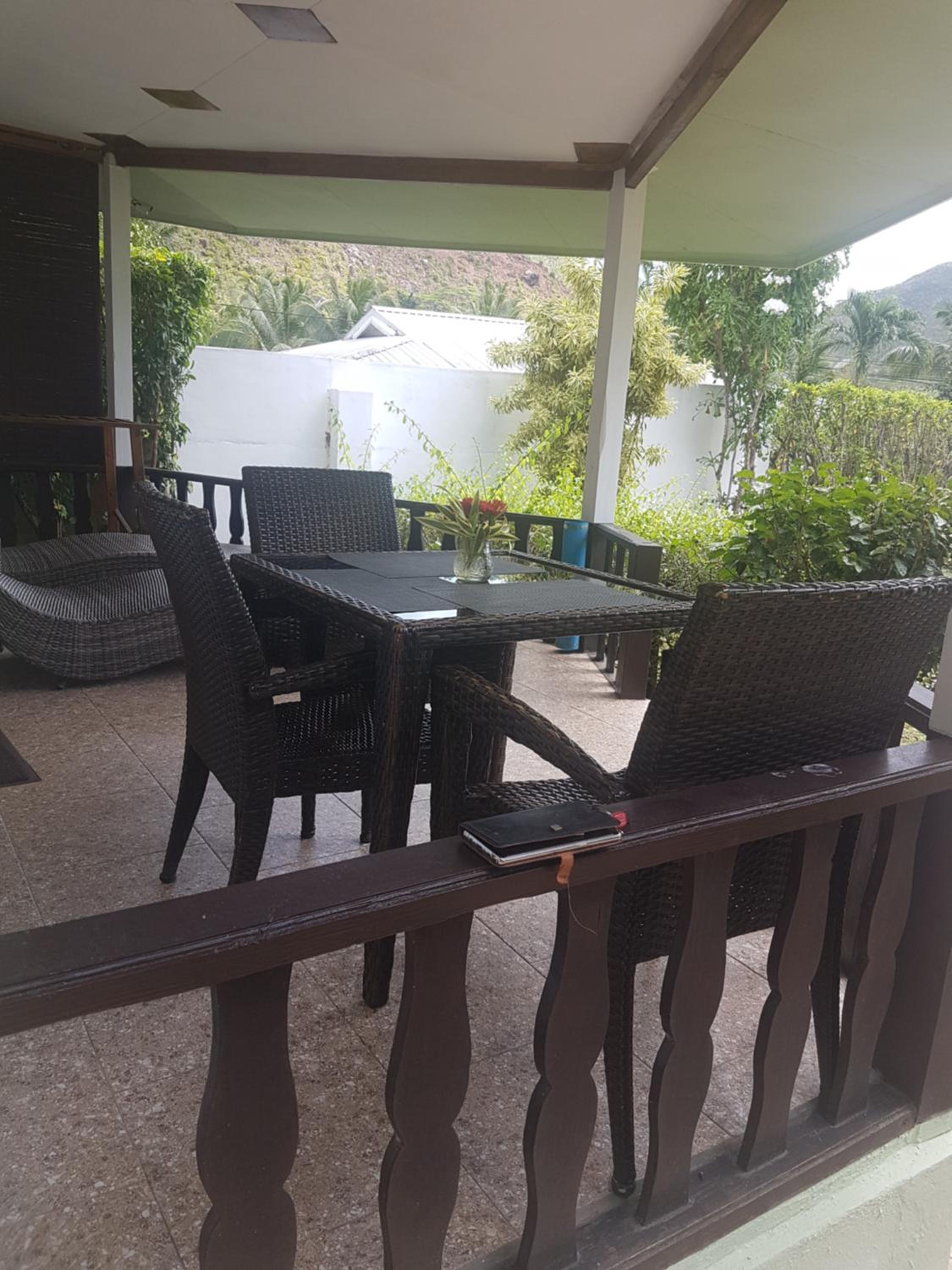 Sea View Lodge