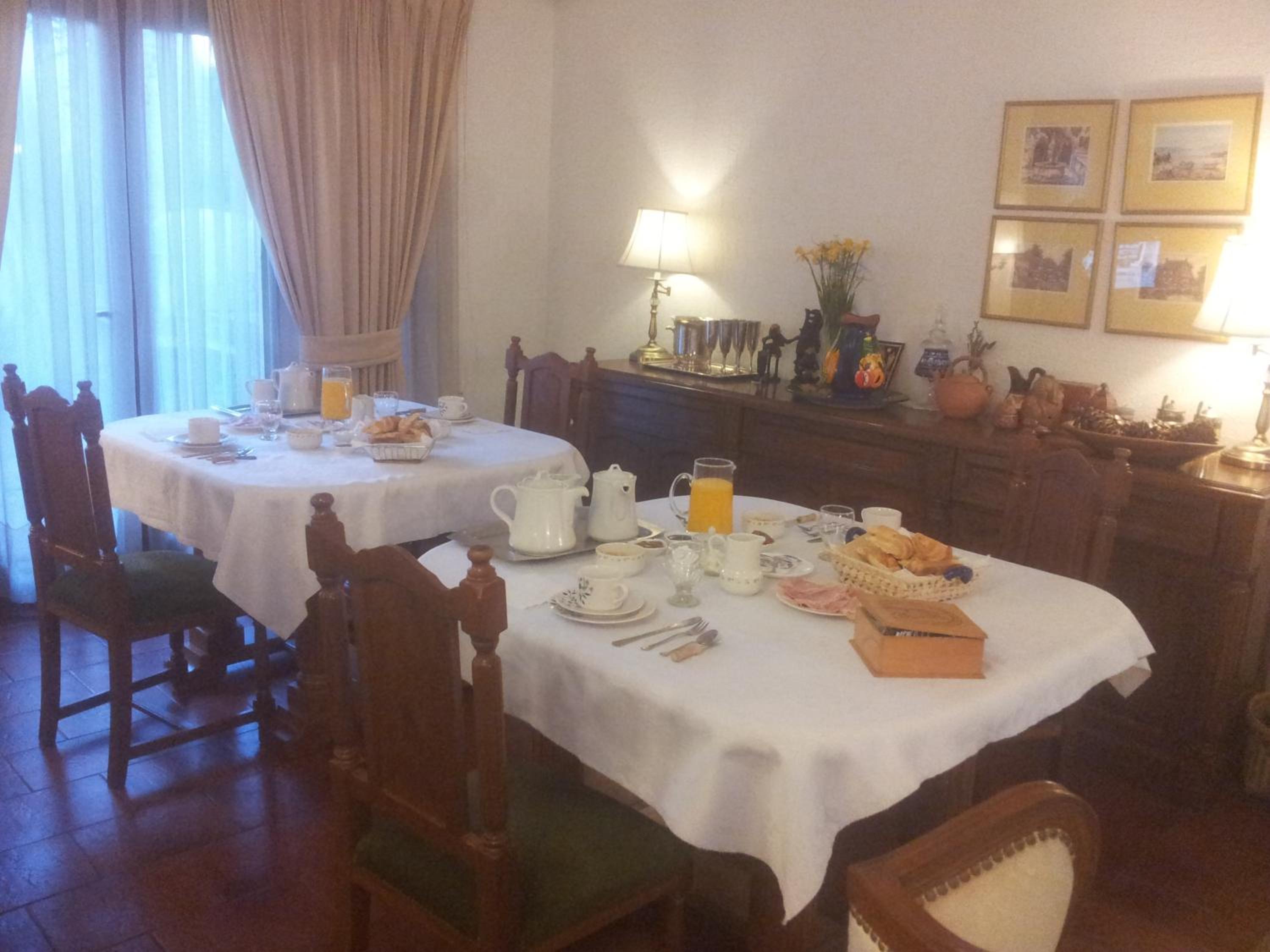 816 B&B