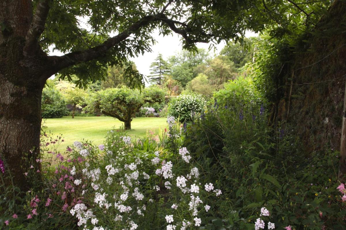 Willowhill House view 3