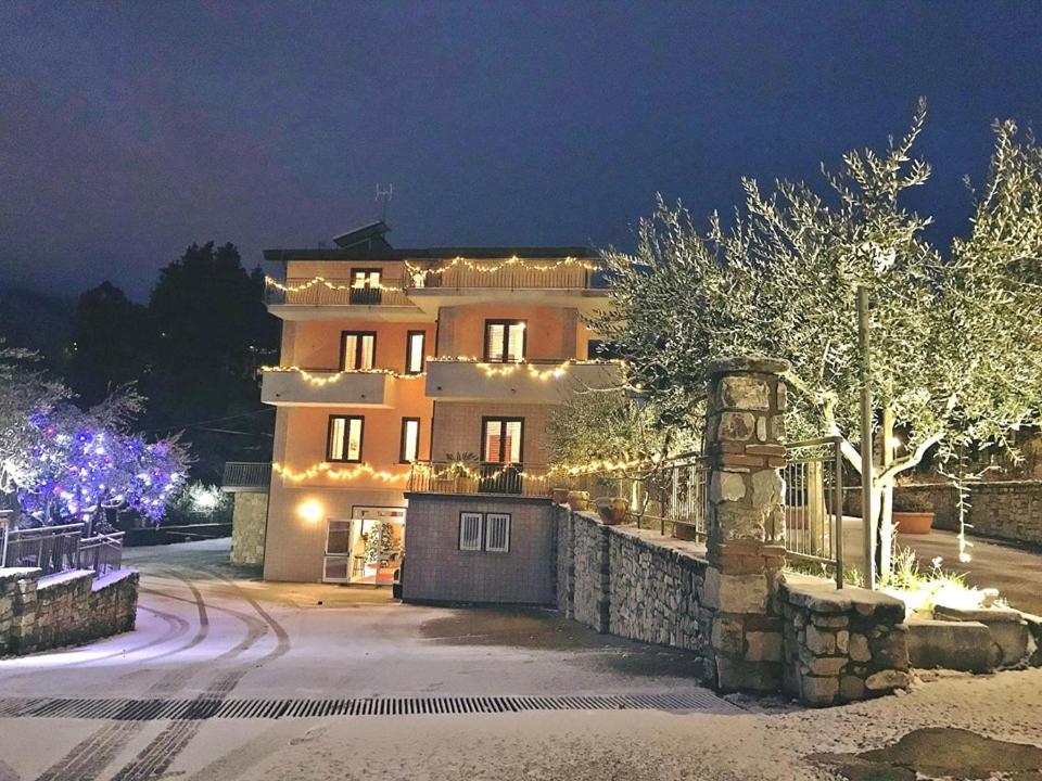 Photo 18