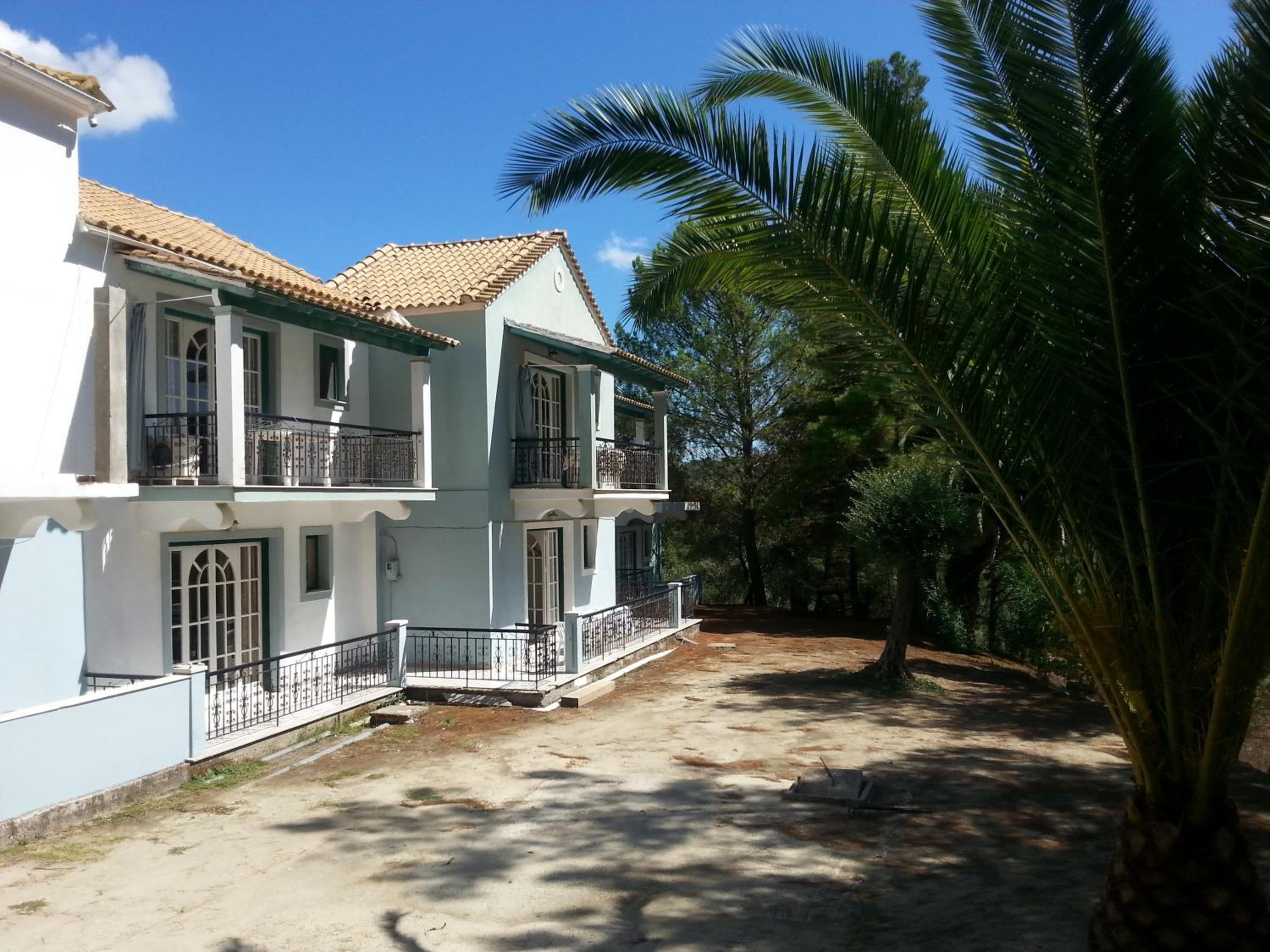 Rigos Apartments