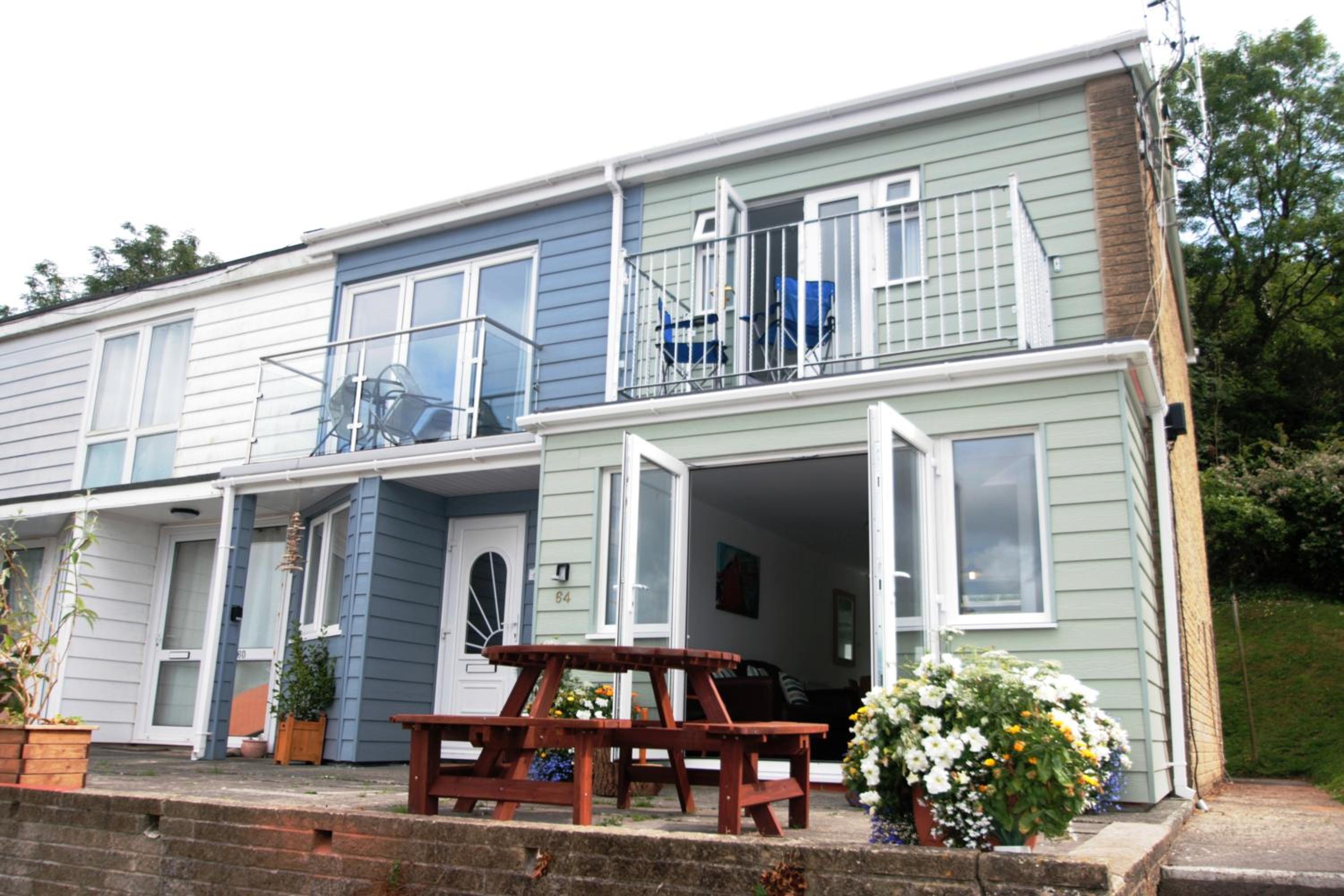 Freshwater Bay Holiday Cottages