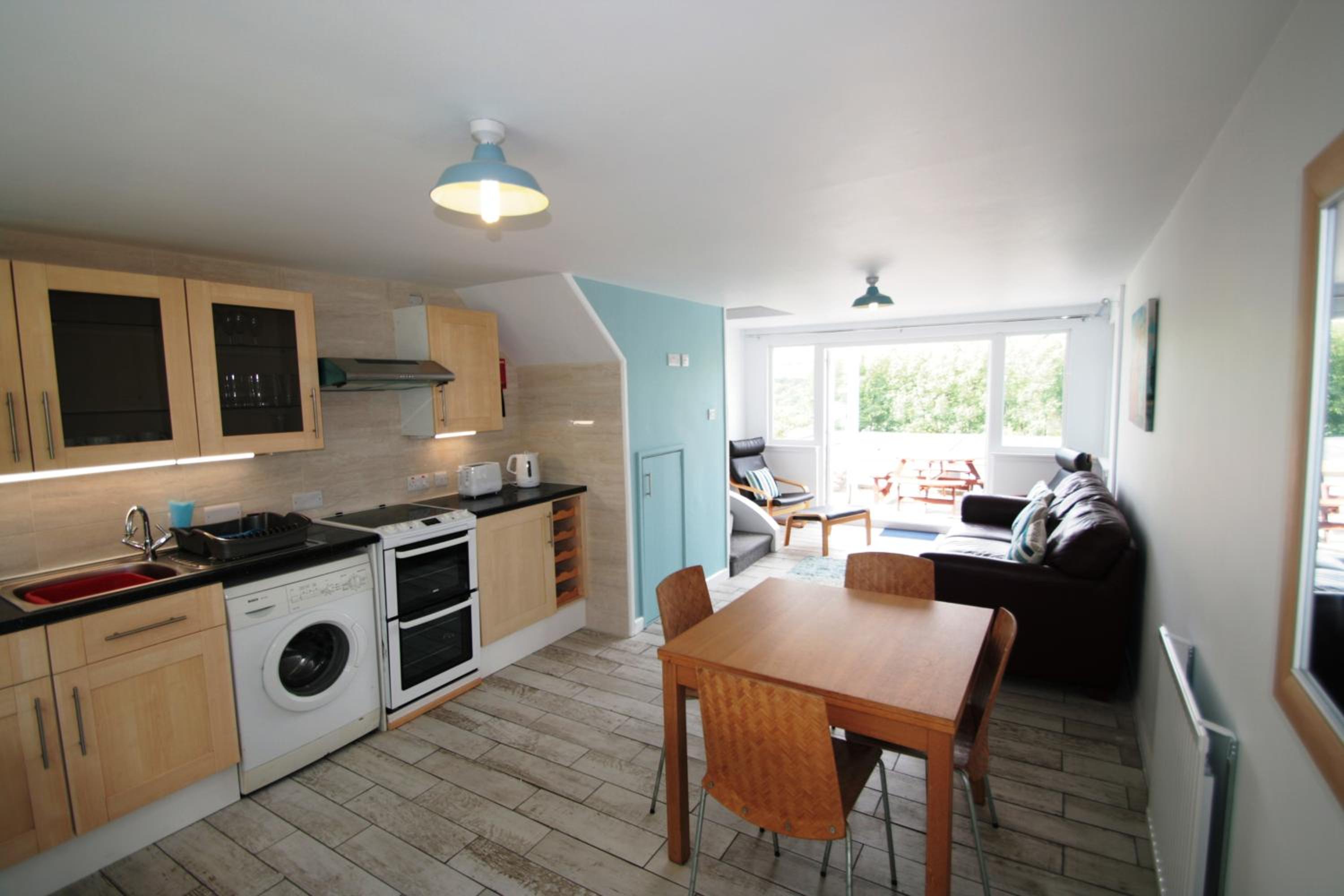Pembroke Vacations - Freshwater Bay Holiday Cottages - Property Image 4