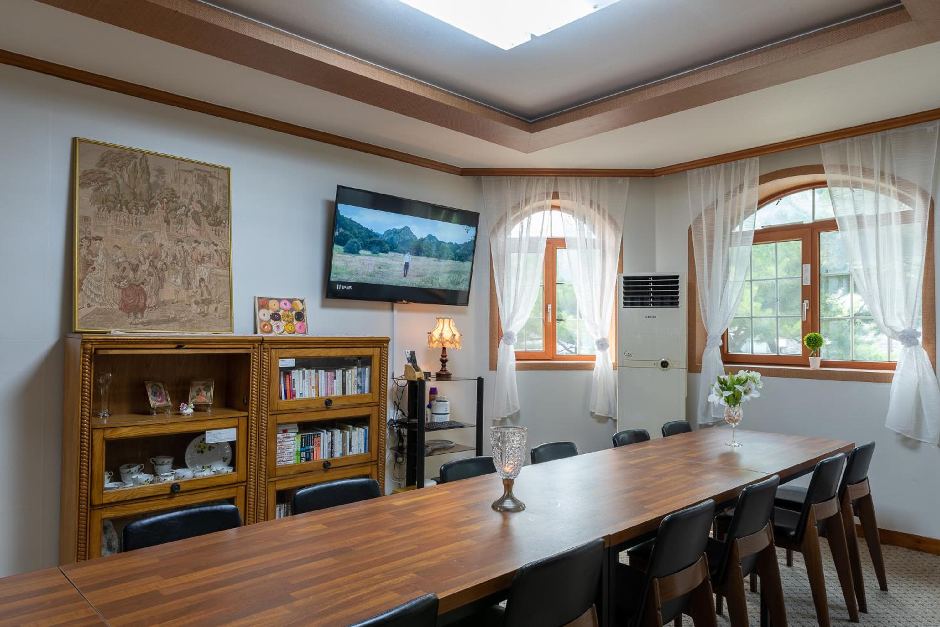 meeting & event spaces