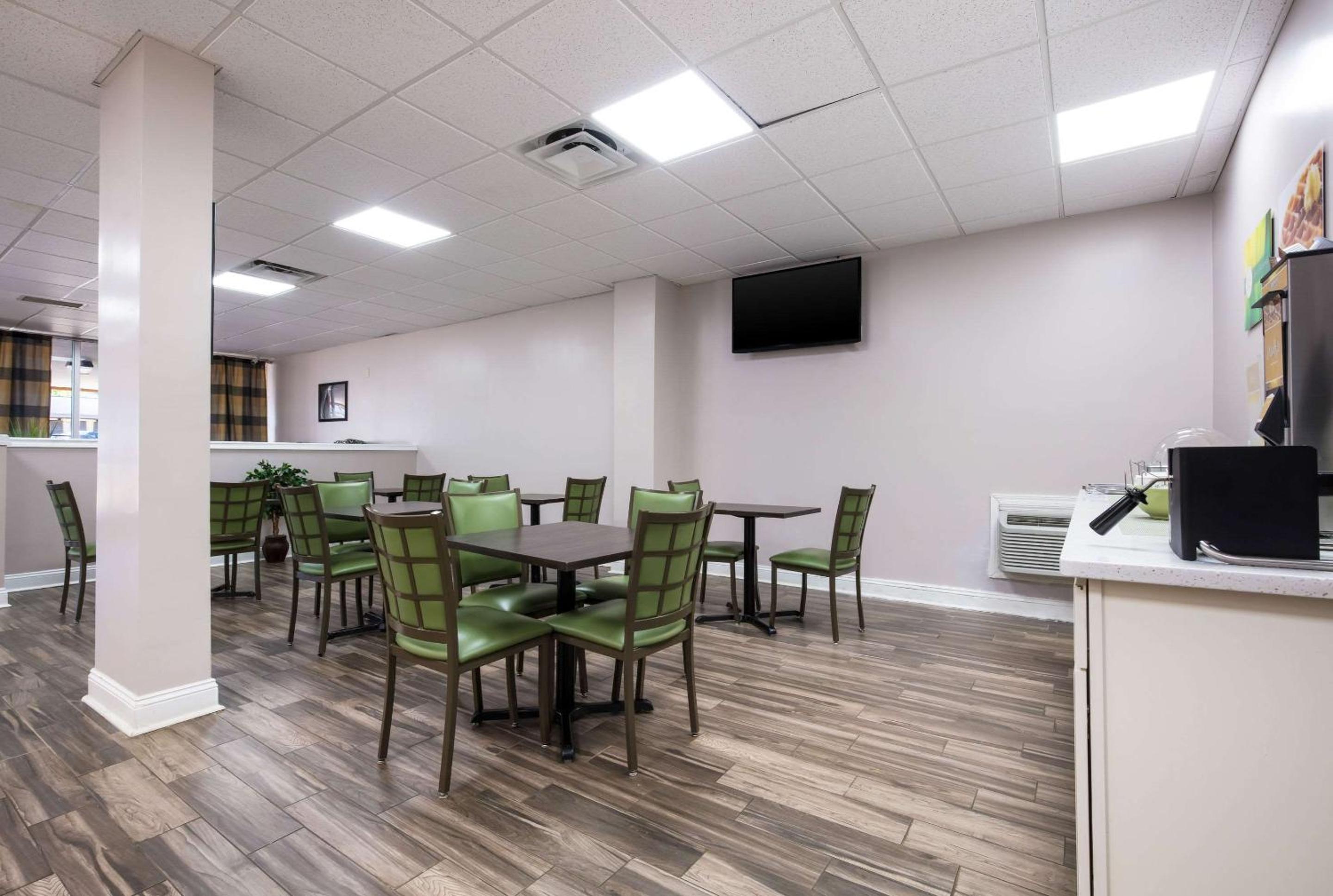 Quality Inn - Property Image 5