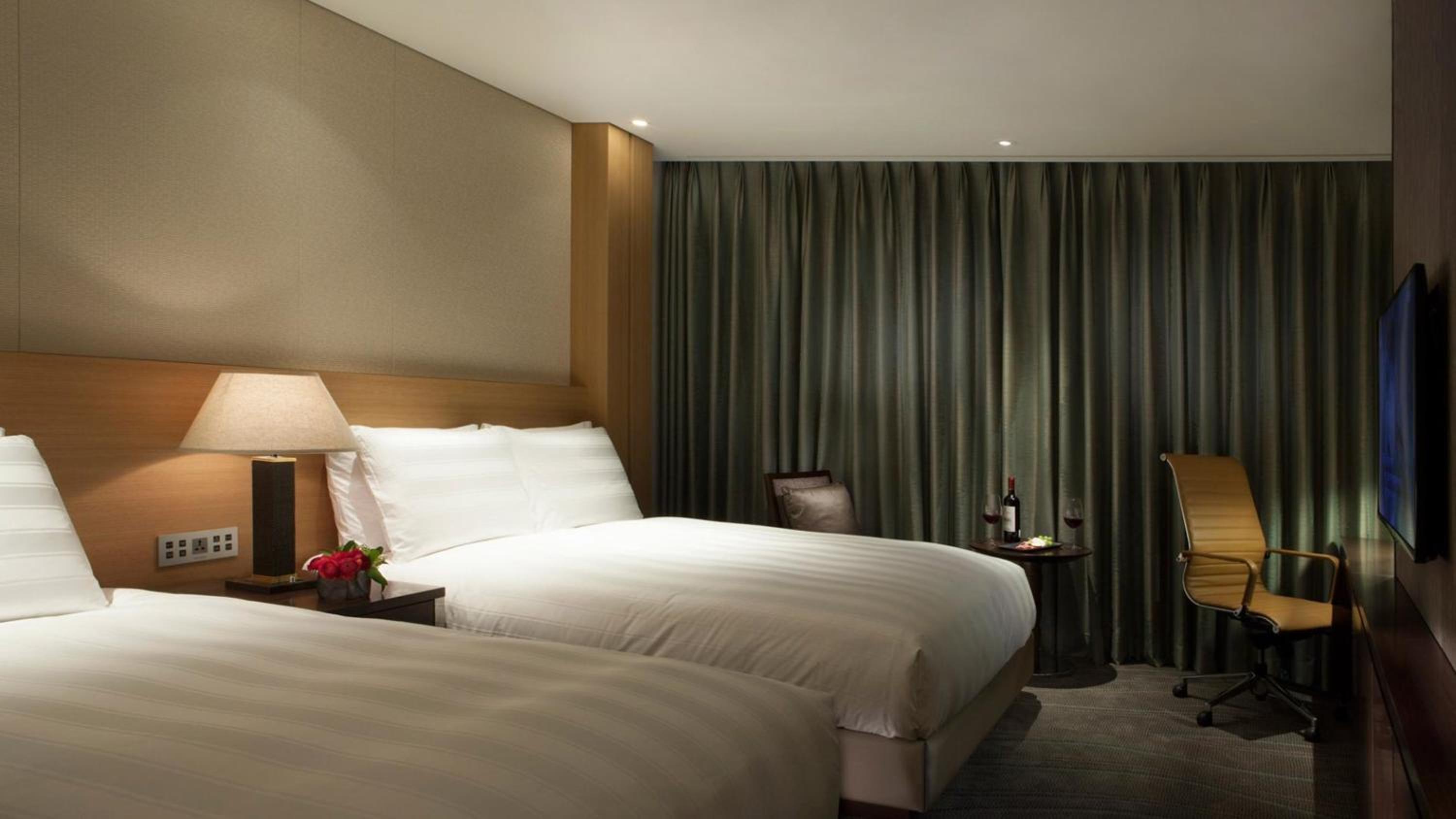 Jeju Vacations - LOTTE City Hotel Jeju - Property Image 11