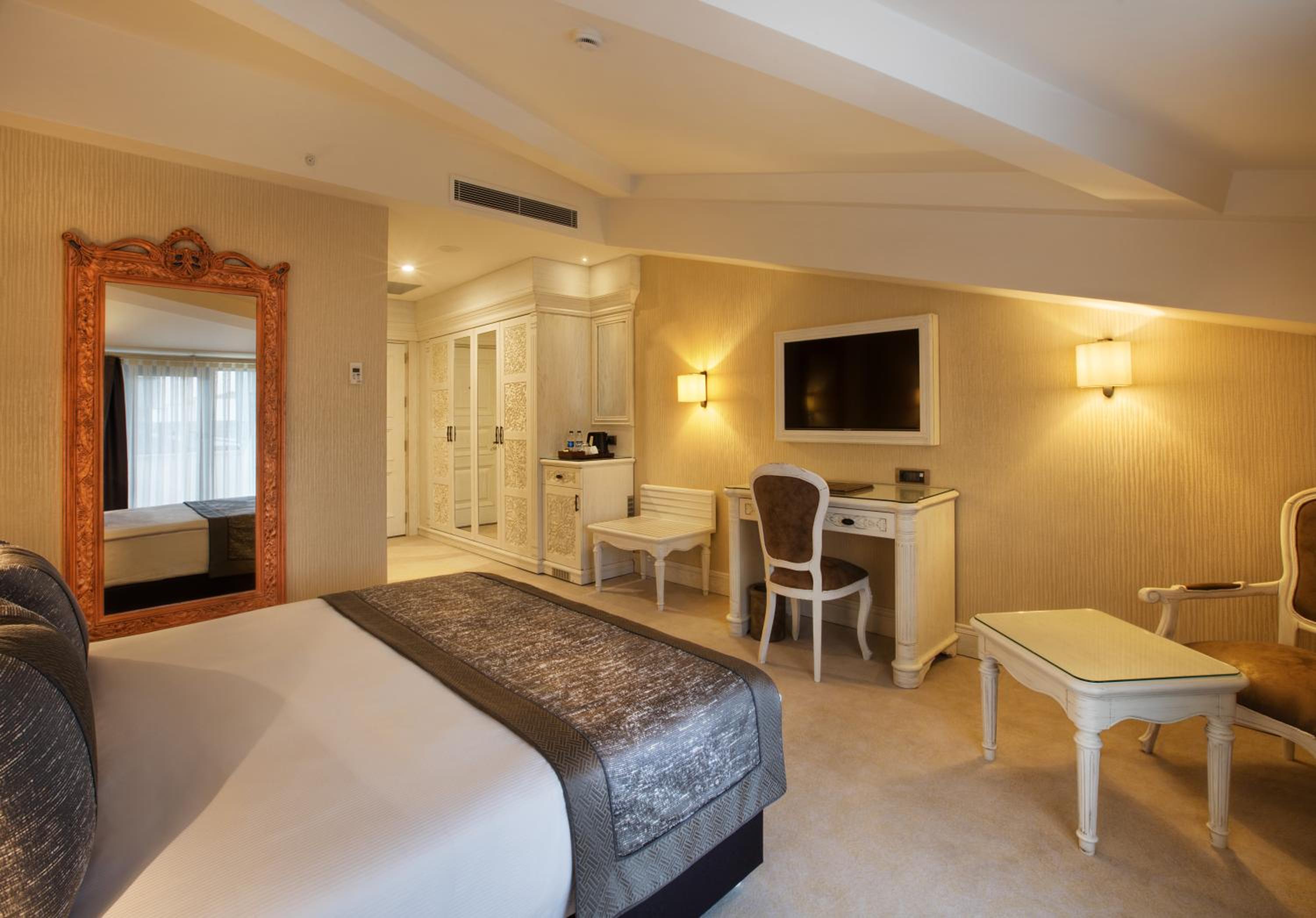 Ottoman's Life Hotel Deluxe - Image 18