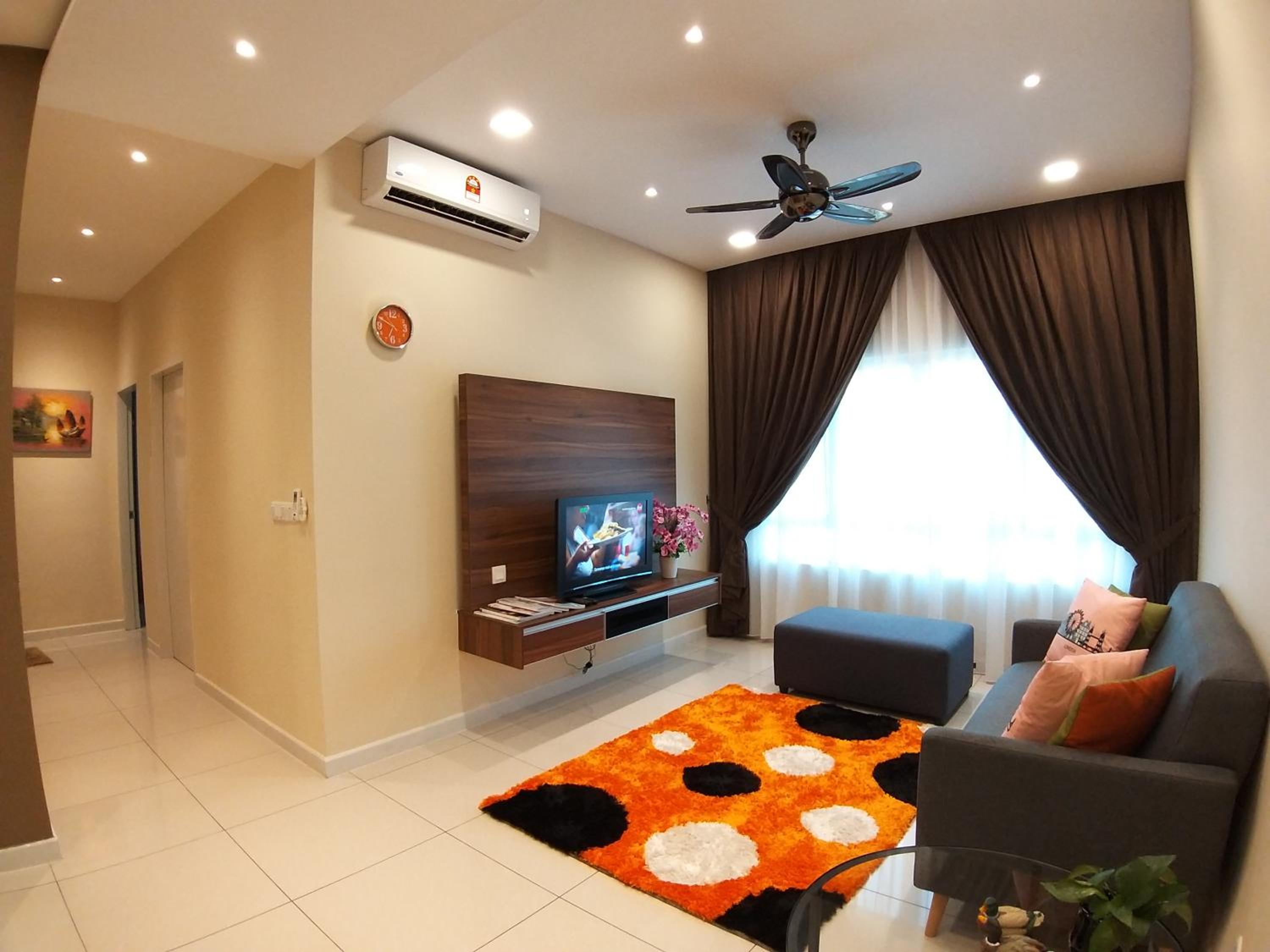 Southville Stay @ Savanna Executive Suite view 5